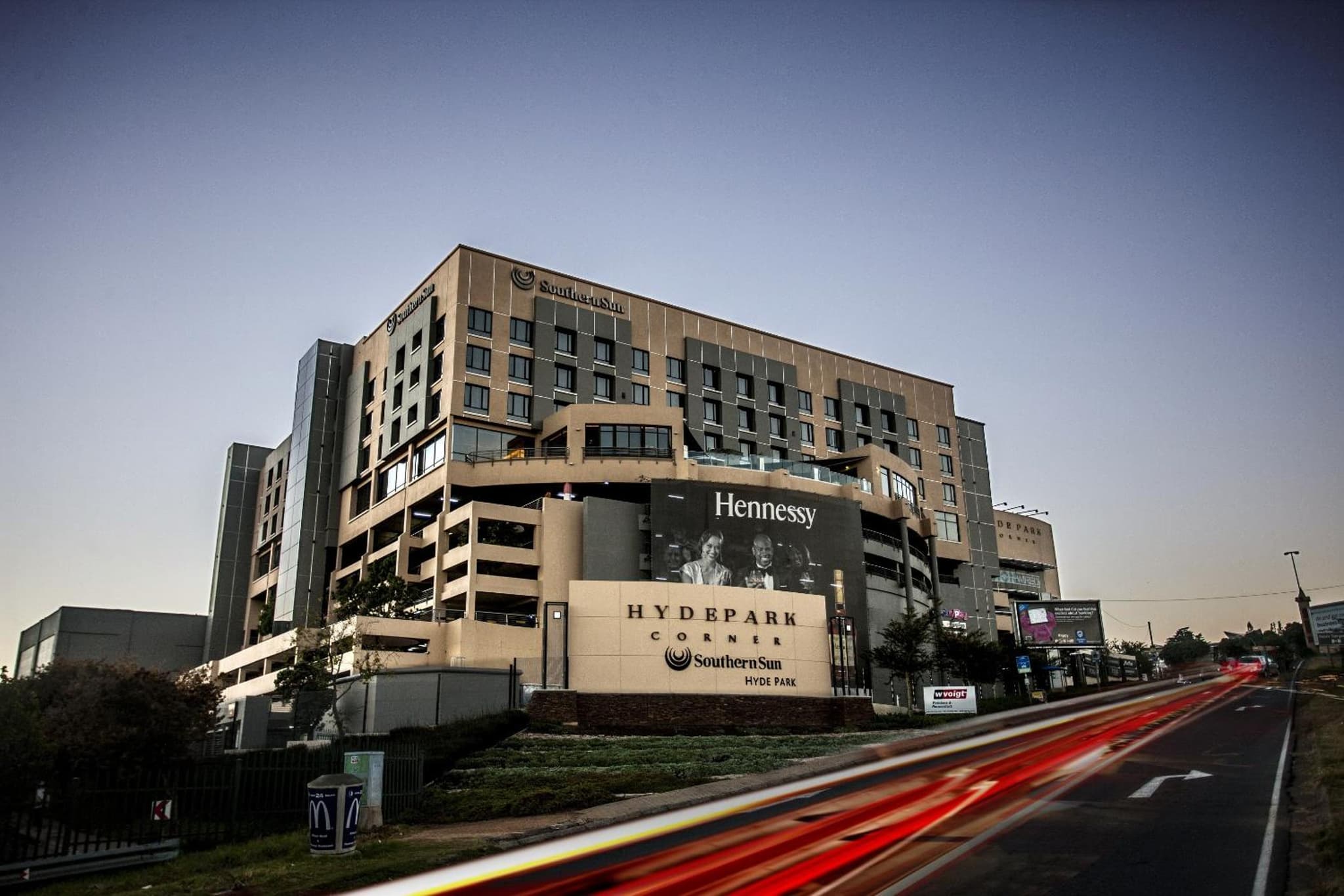Southern Sun Hyde Park Sandton photo 9