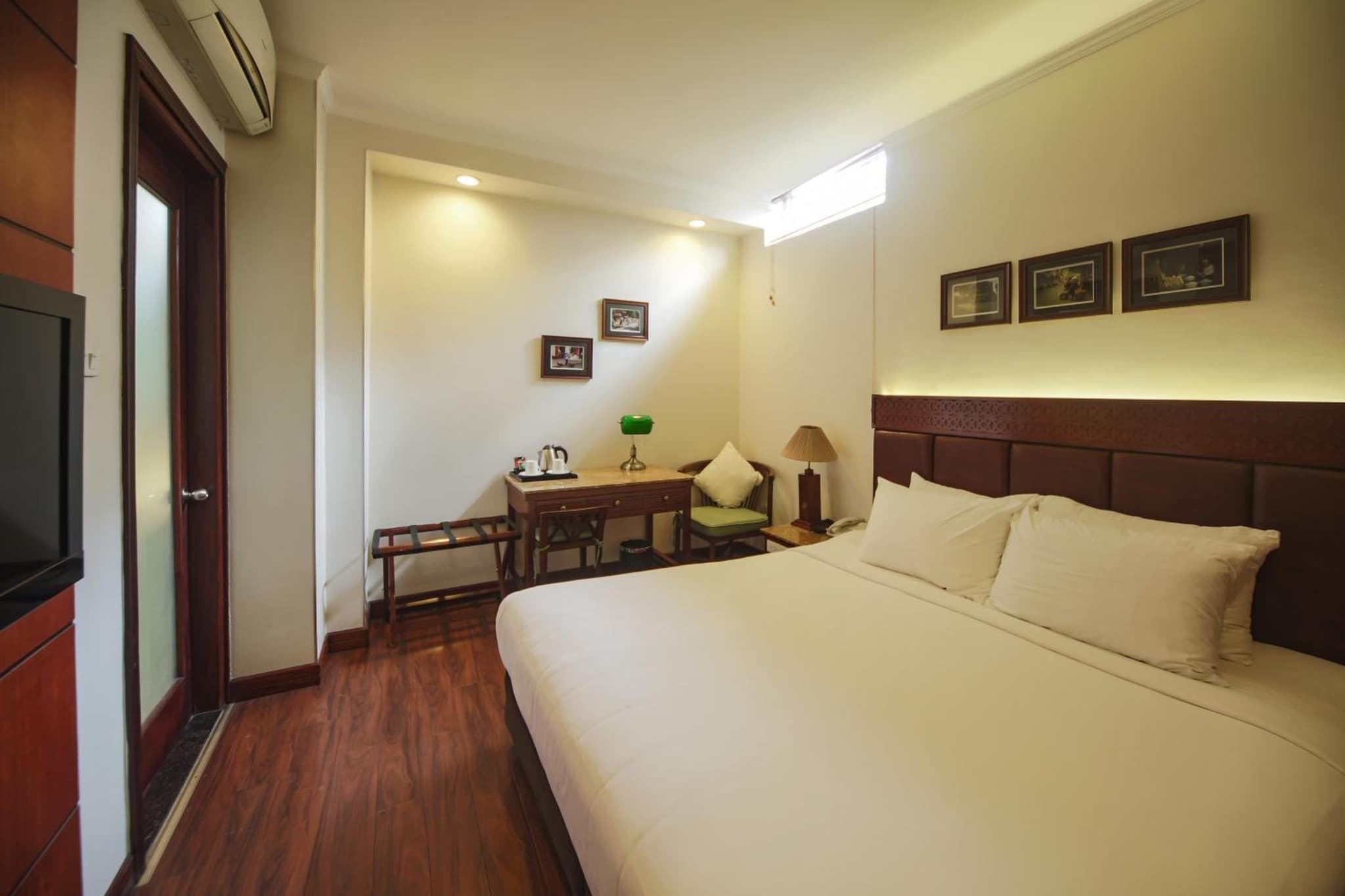 Hanoi E Central Luxury Hotel photo 5