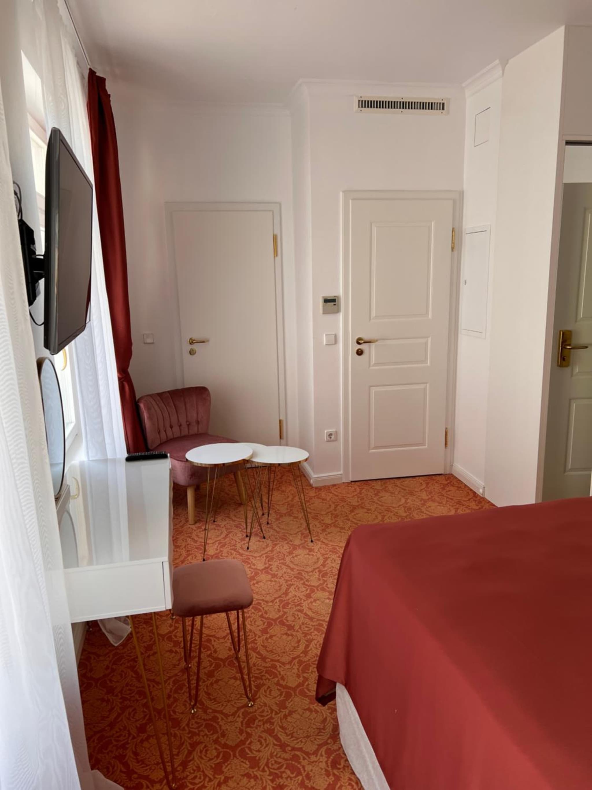 ART HOTEL HOUSE ONE photo 2