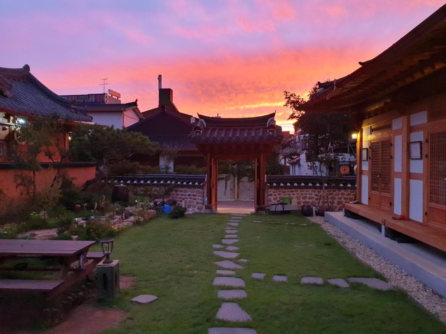 Hanok Hyeyum photo 9