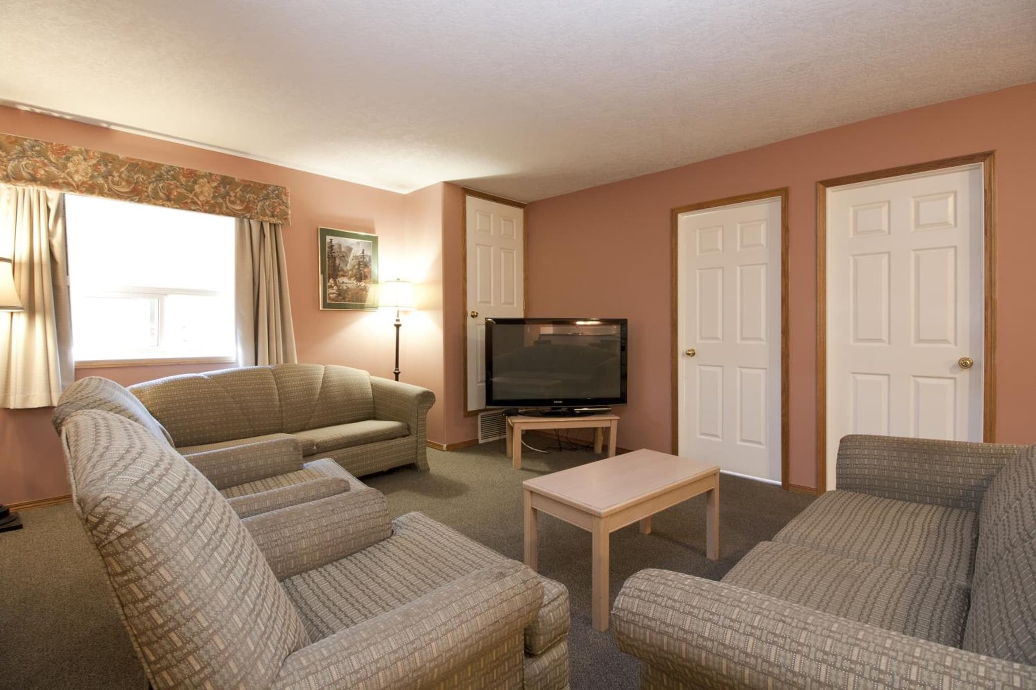 Bow River Inn photo 3