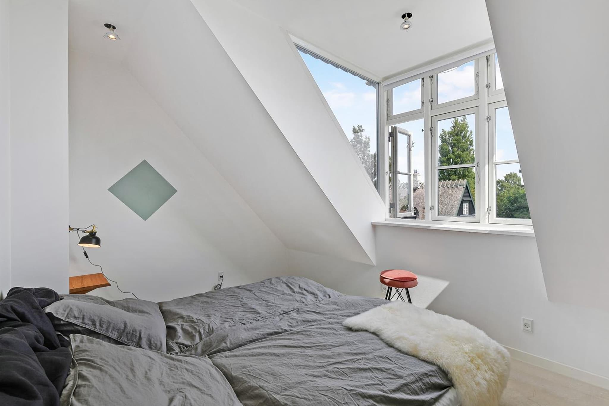 Sunny 1st floor apartment photo 6