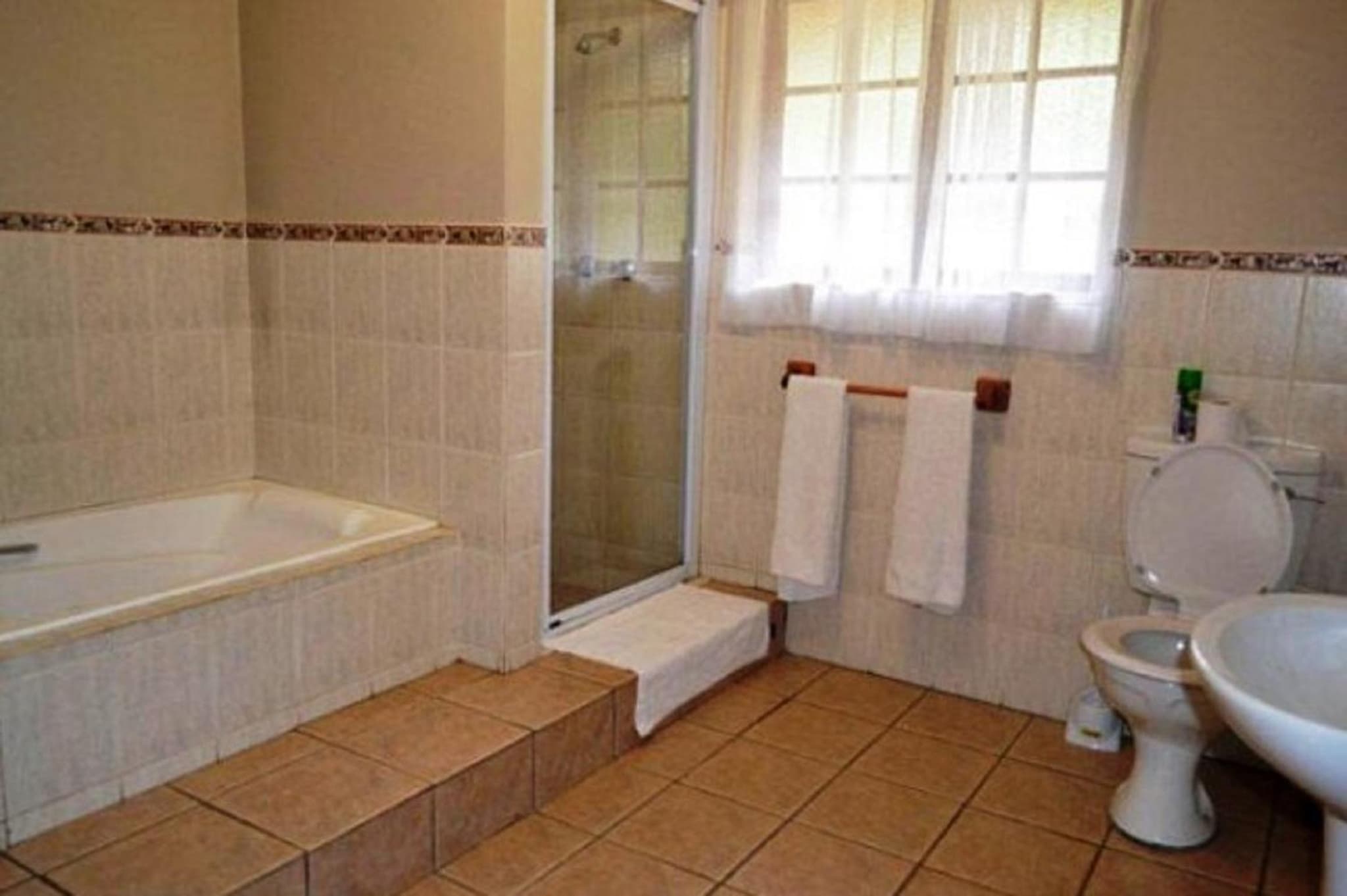 Ascot Bush Lodge & Spa photo 3