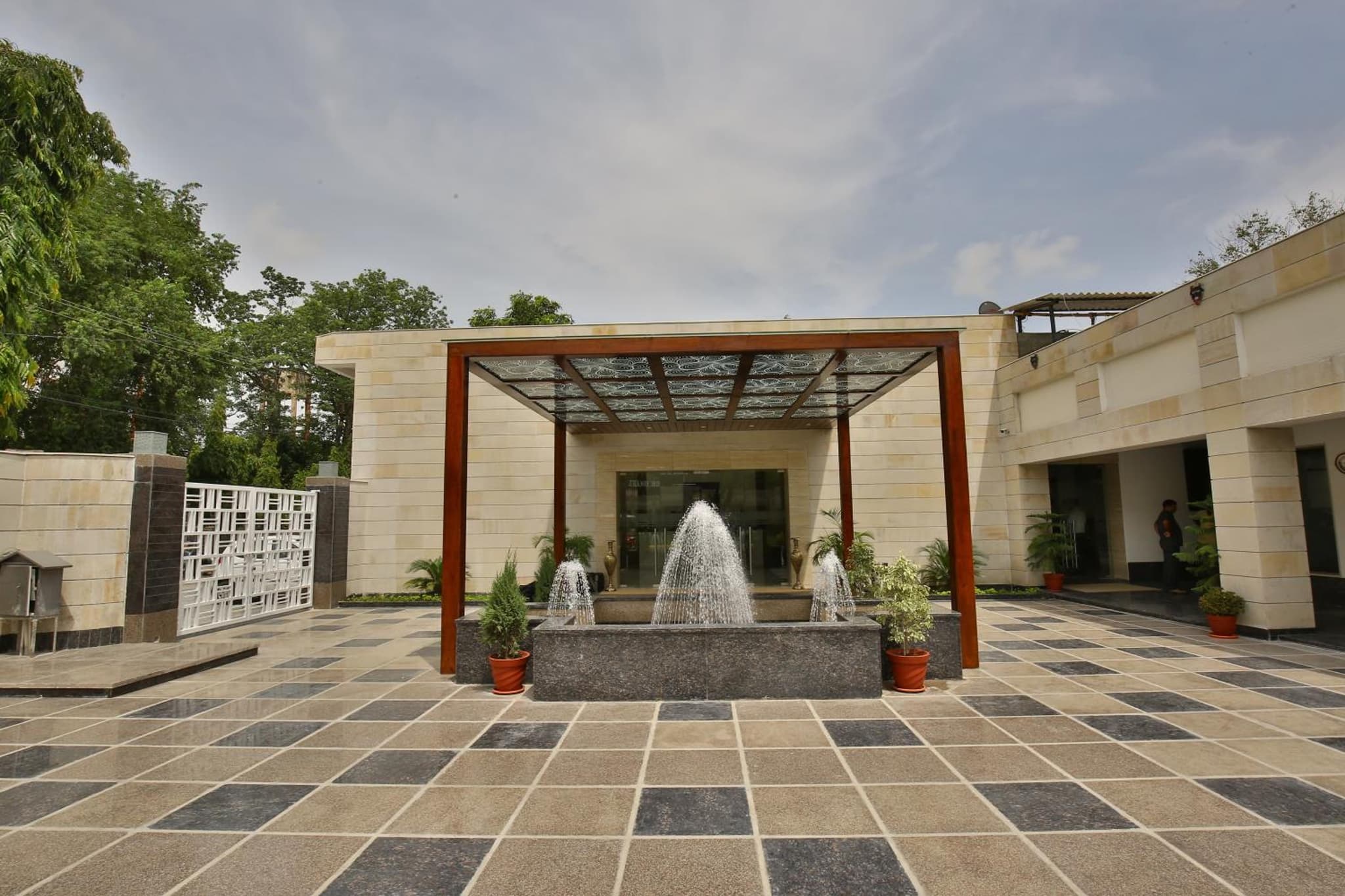 Jhansi Hotel photo 7