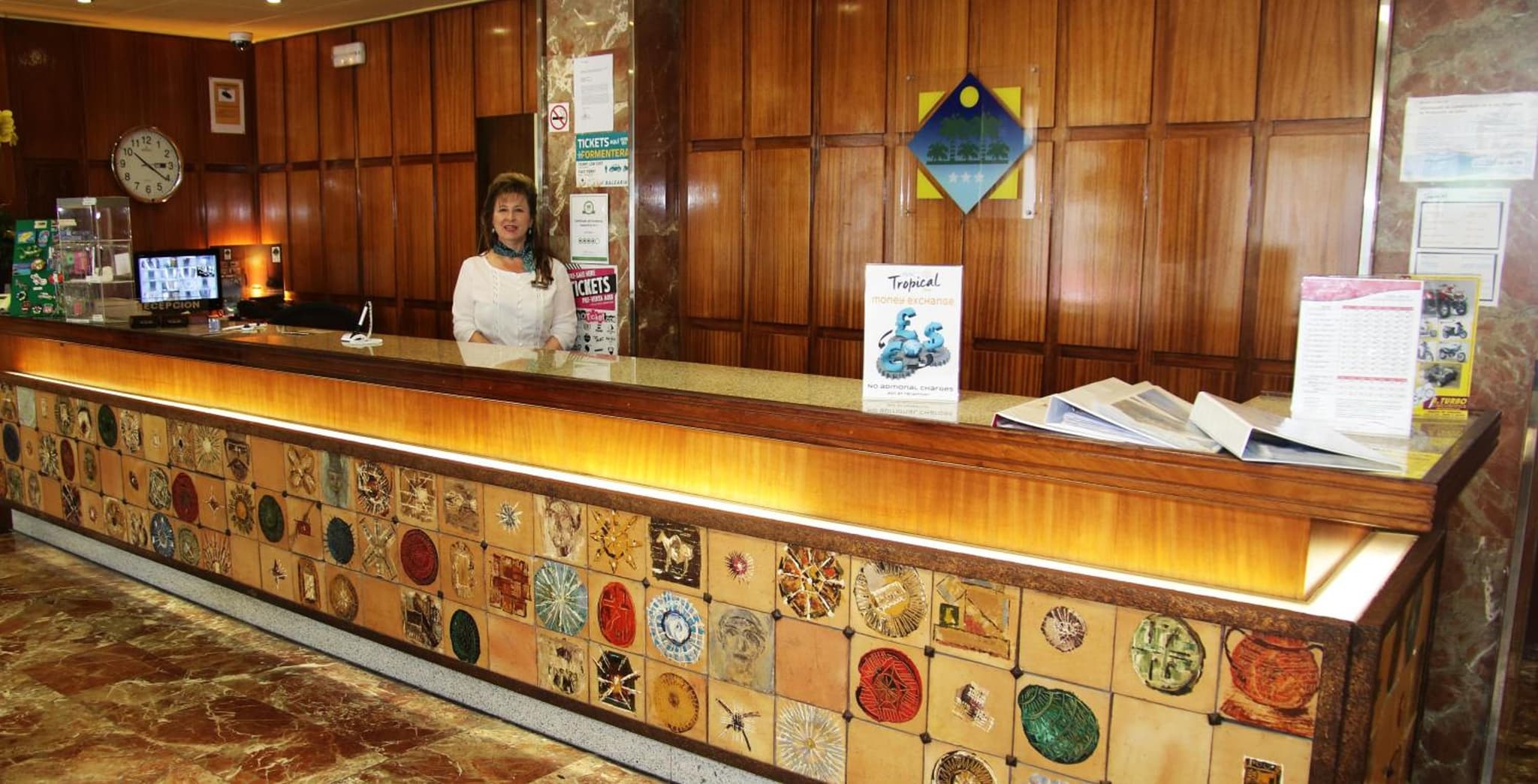 Hotel Tropical photo 6