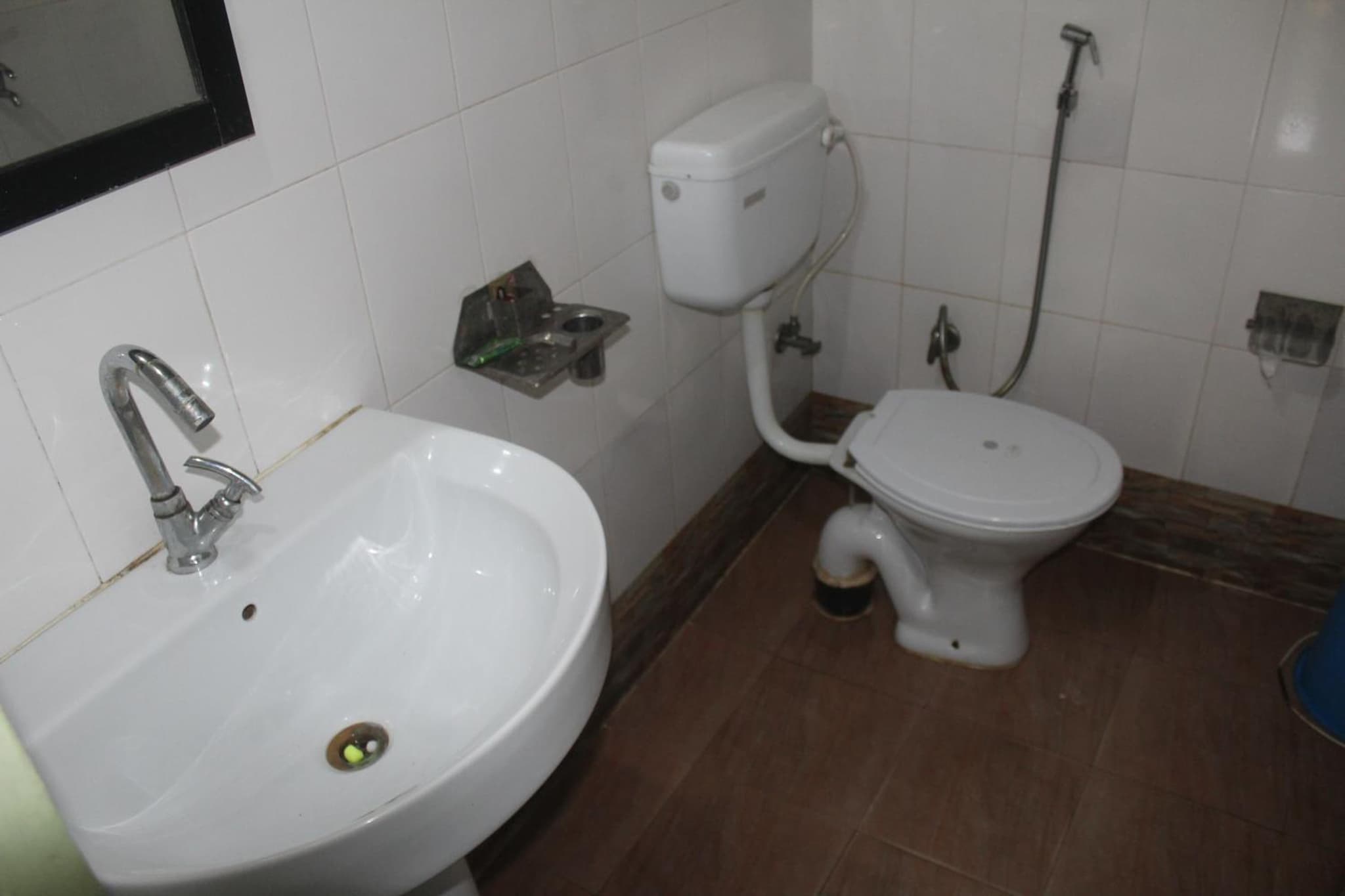 Shuklaphanta Jungle Cottage photo 2