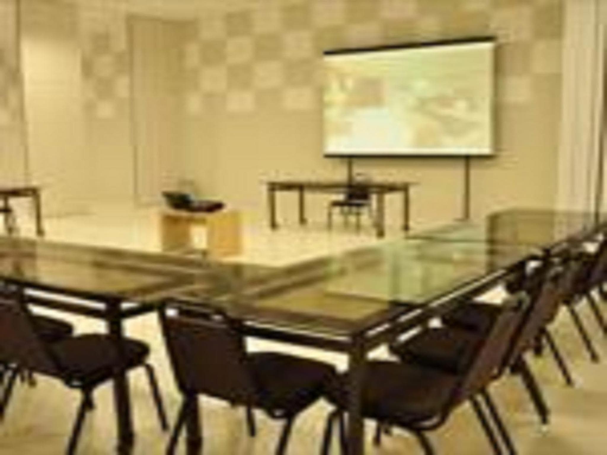 meeting & event spaces