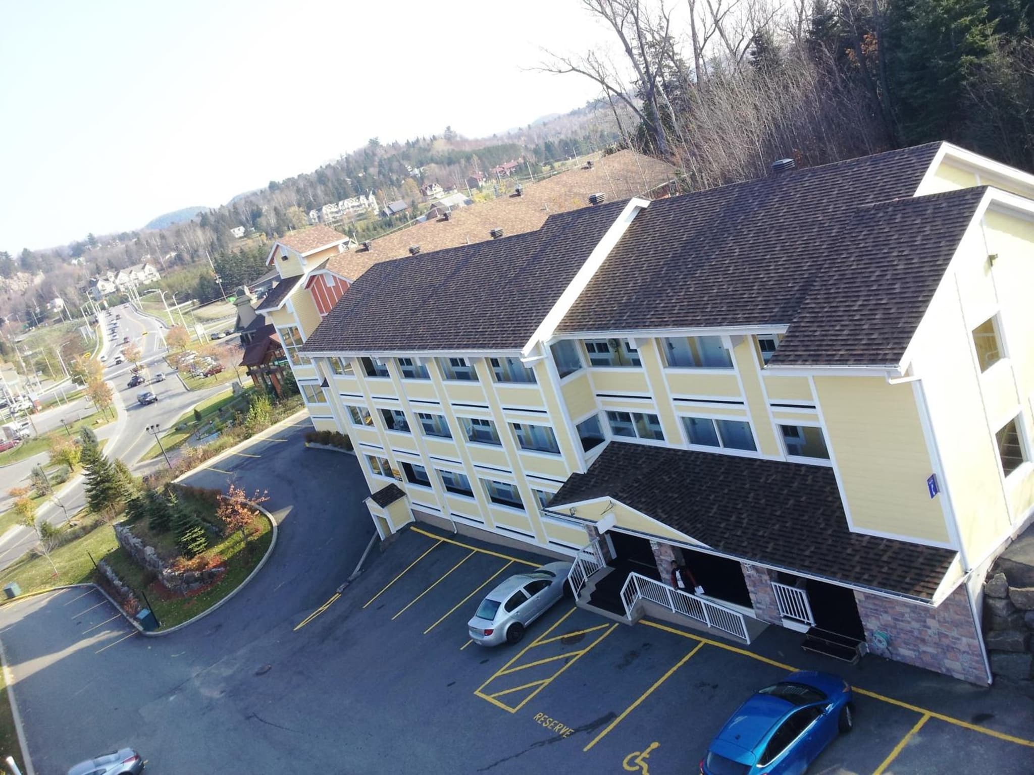 Hotel and Suites Les Laurentides photo 9