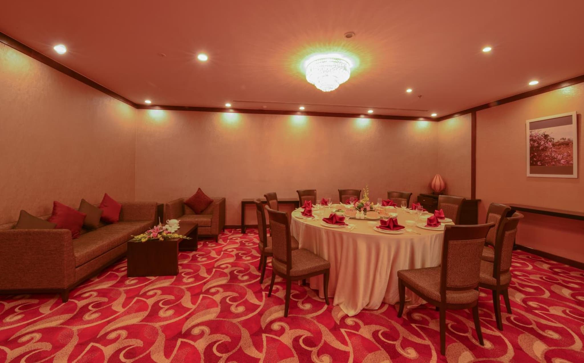 Aristo International Hotel photo 5
