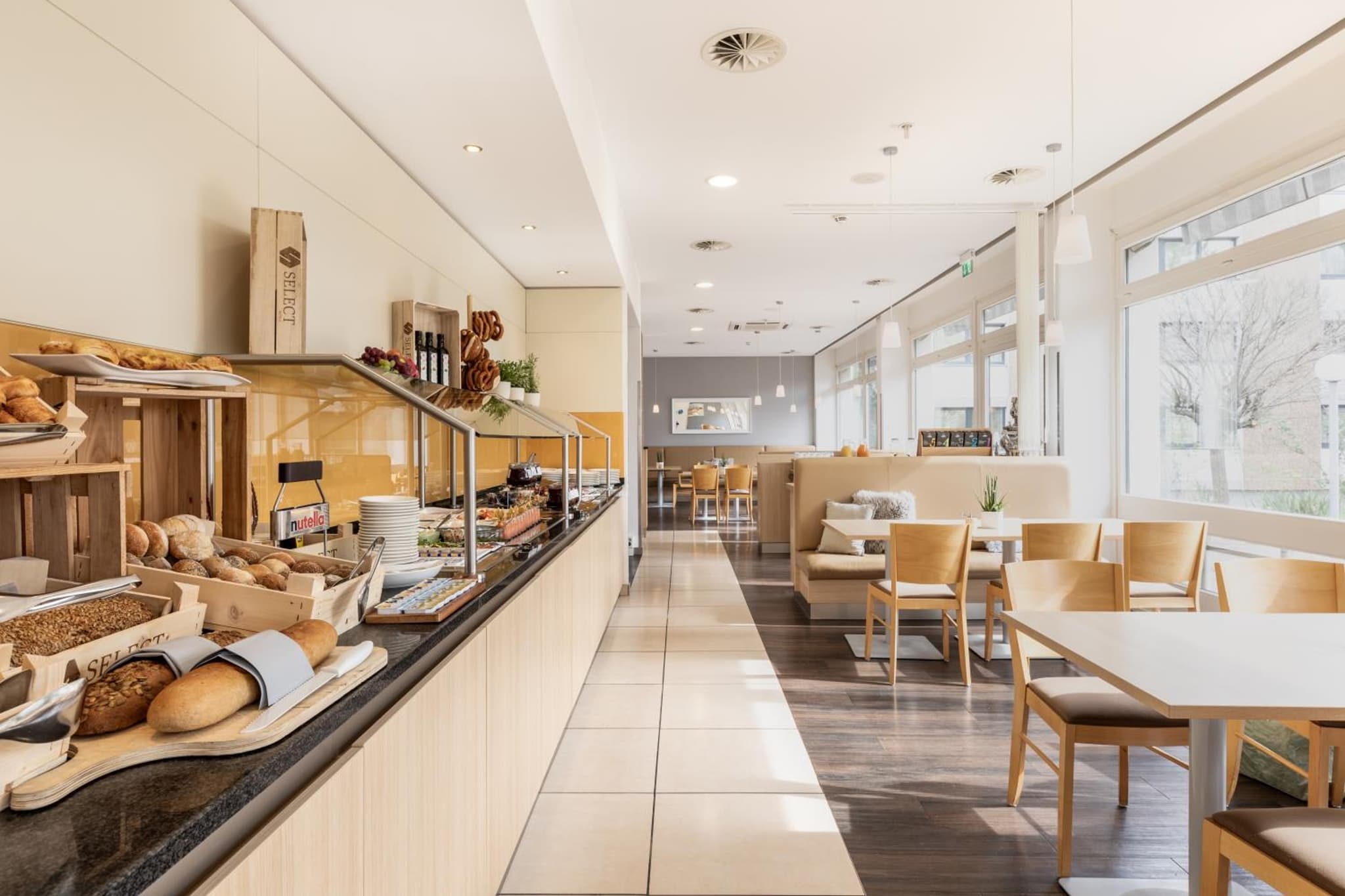 Garner Hotel Mainz by IHG photo 2