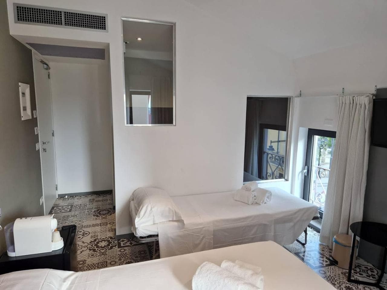 Gaias Rooms photo 9