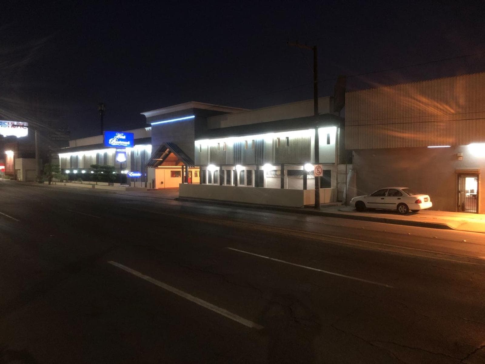 Hotel Boulevard Mexicali photo 3