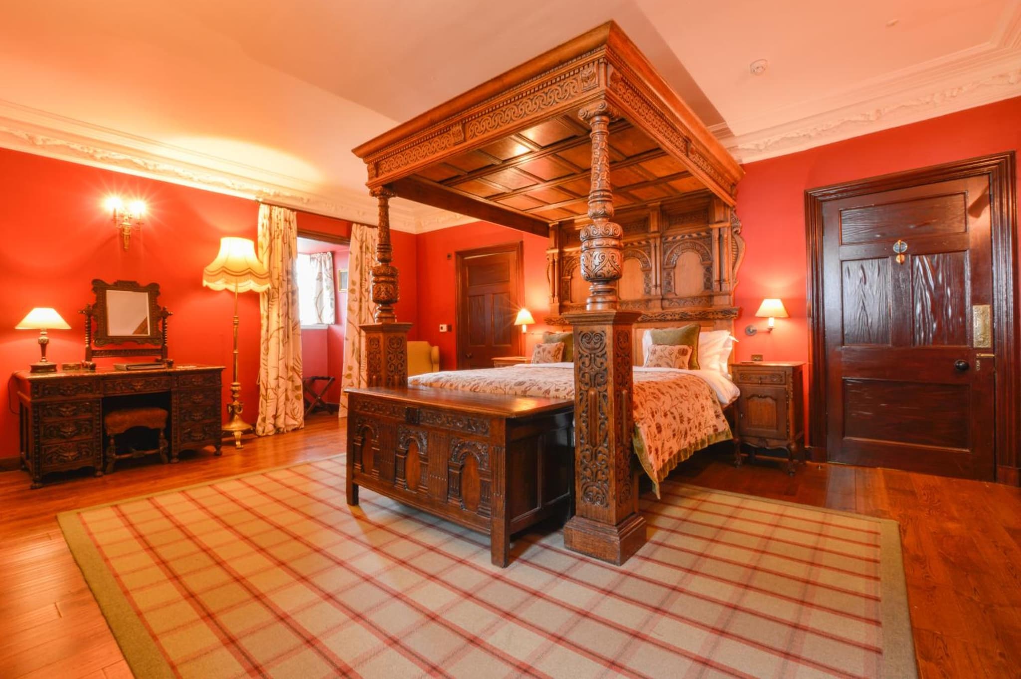 Barcaldine Castle photo 9