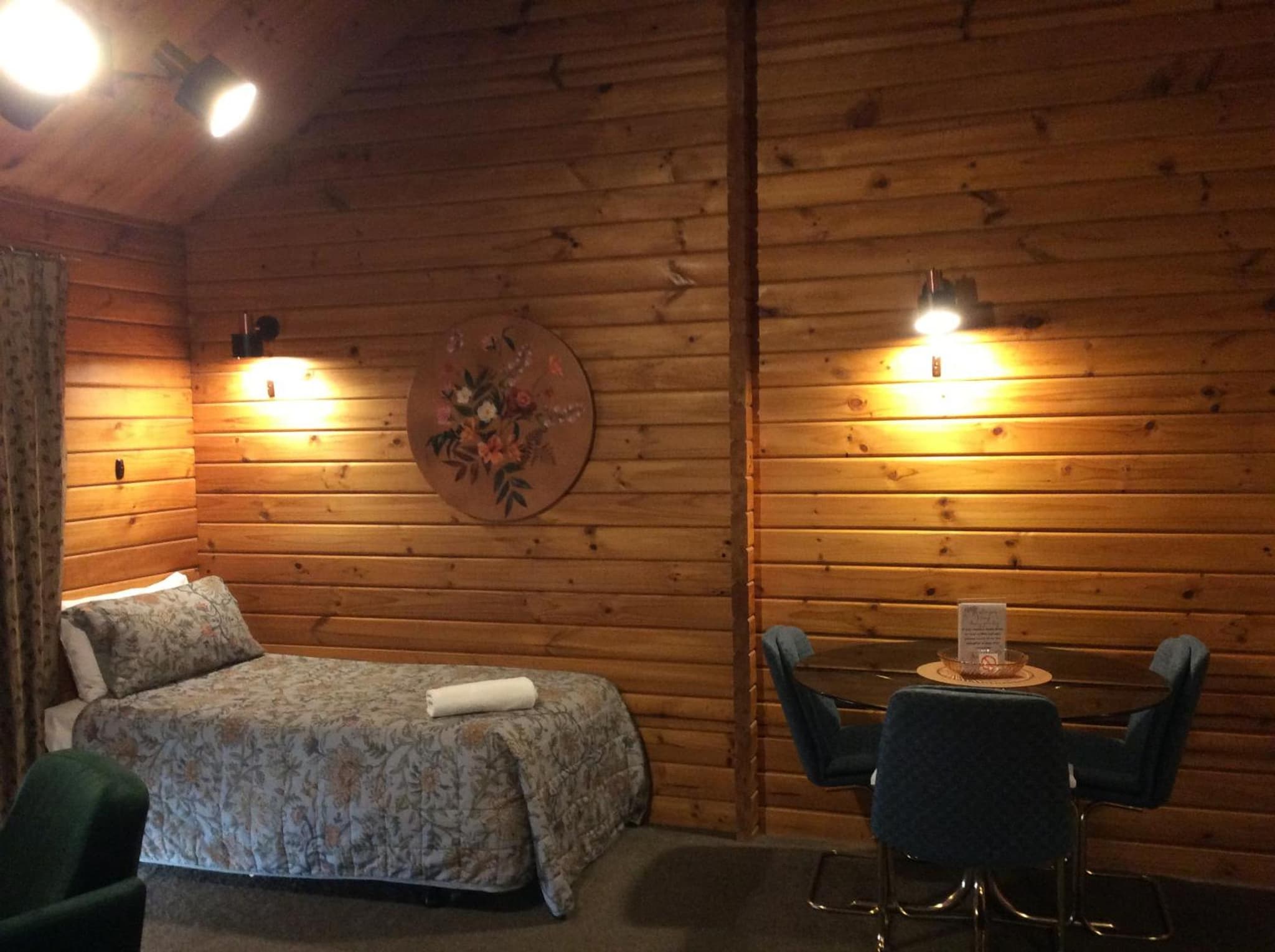 Alpine Lodge Motel photo 4