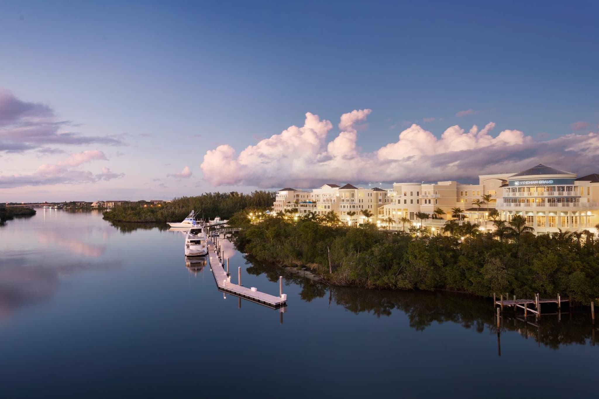 Wyndham Grand Jupiter at Harbourside Place photo 8