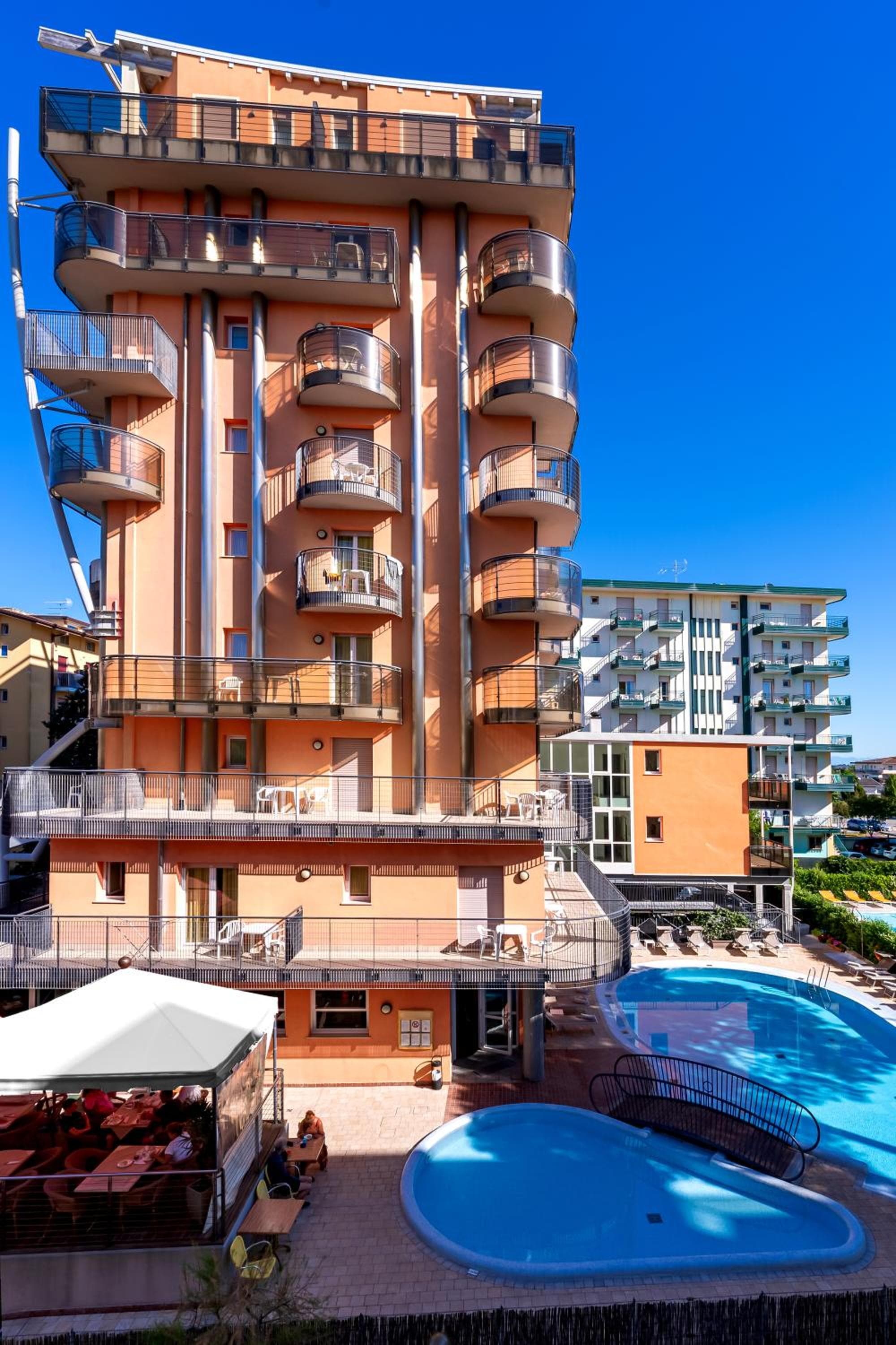 Hotel Sheila photo 3