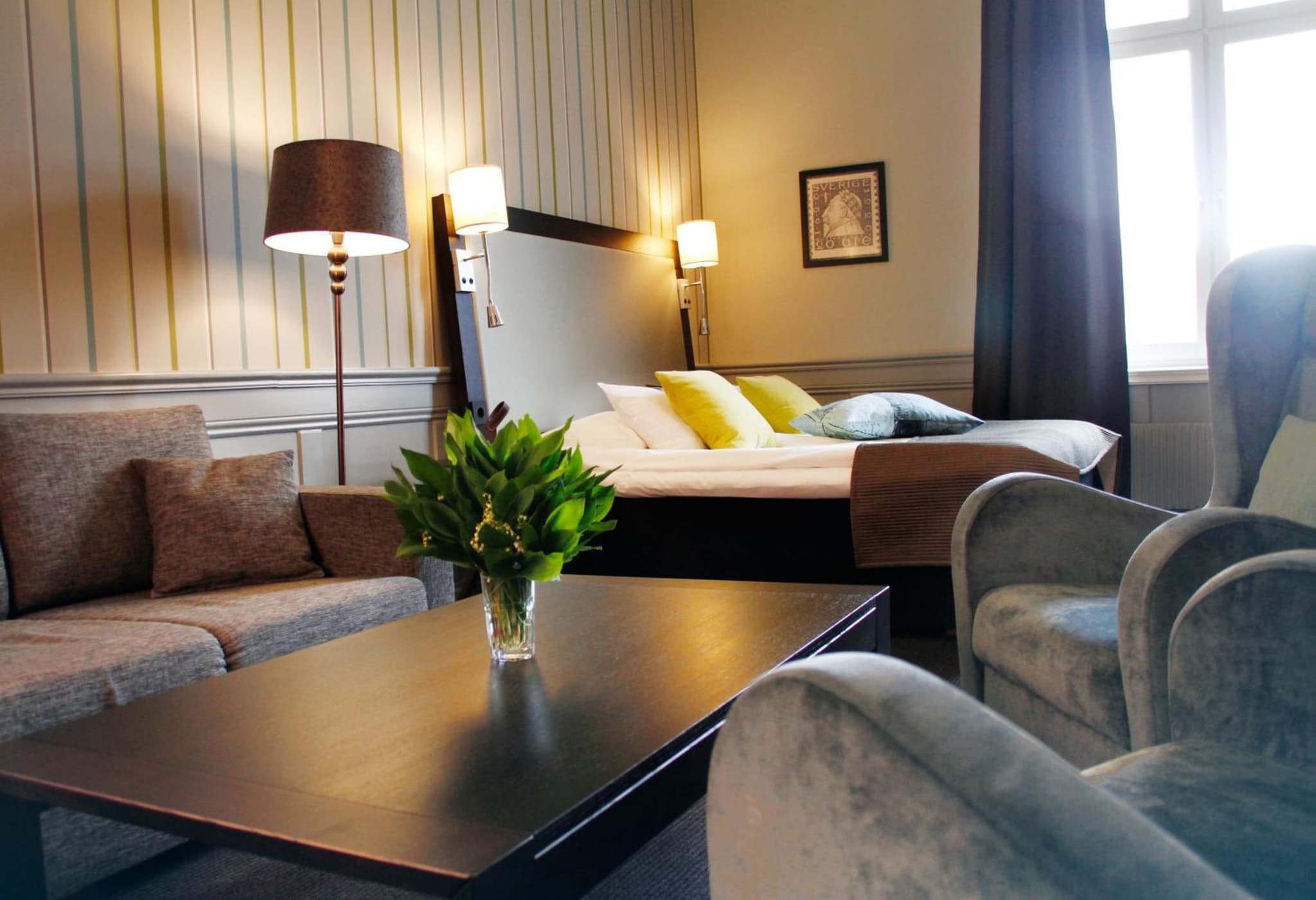 Home Hotel Post photo 7