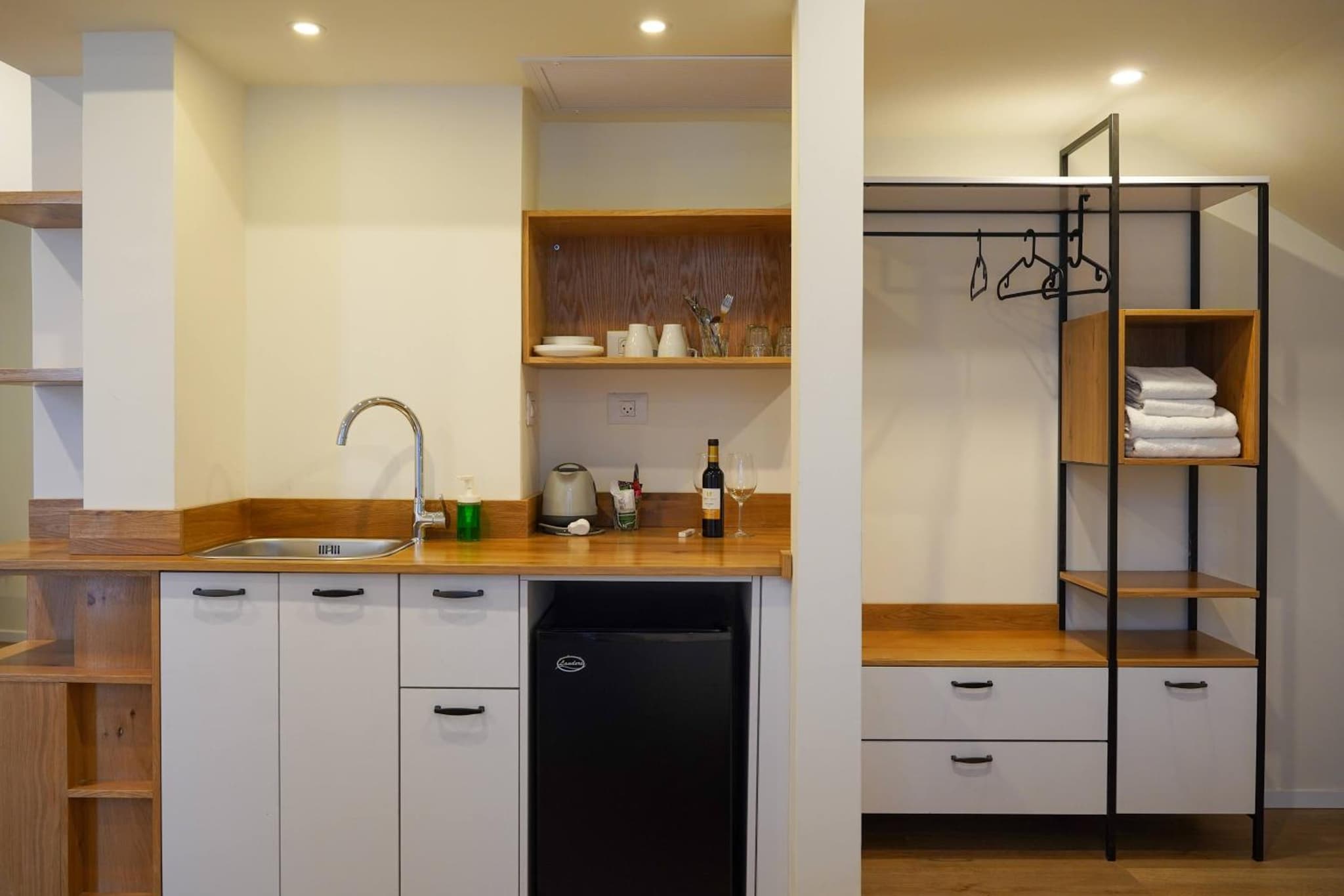 Urbanic Apartments photo 7