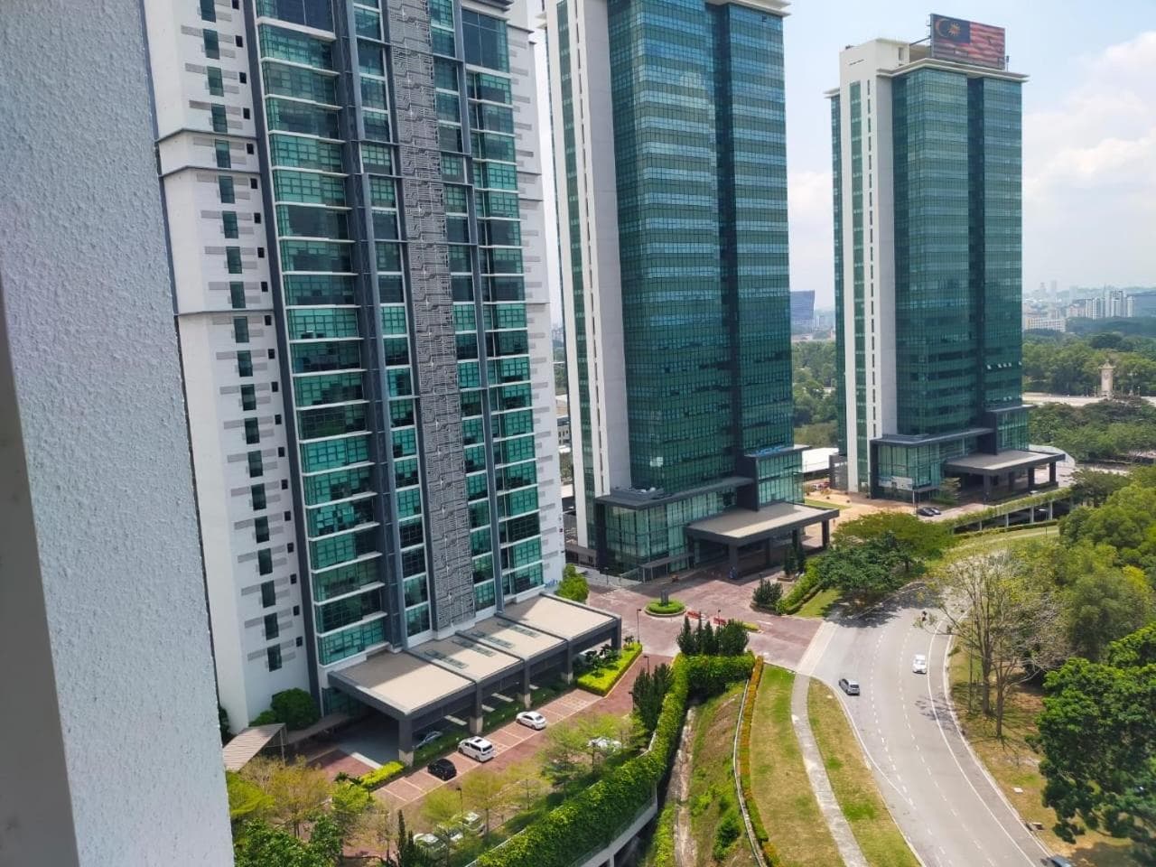 Shaftsbury Residence Cyberjaya Wifi, Netflix, Free Parking photo 4