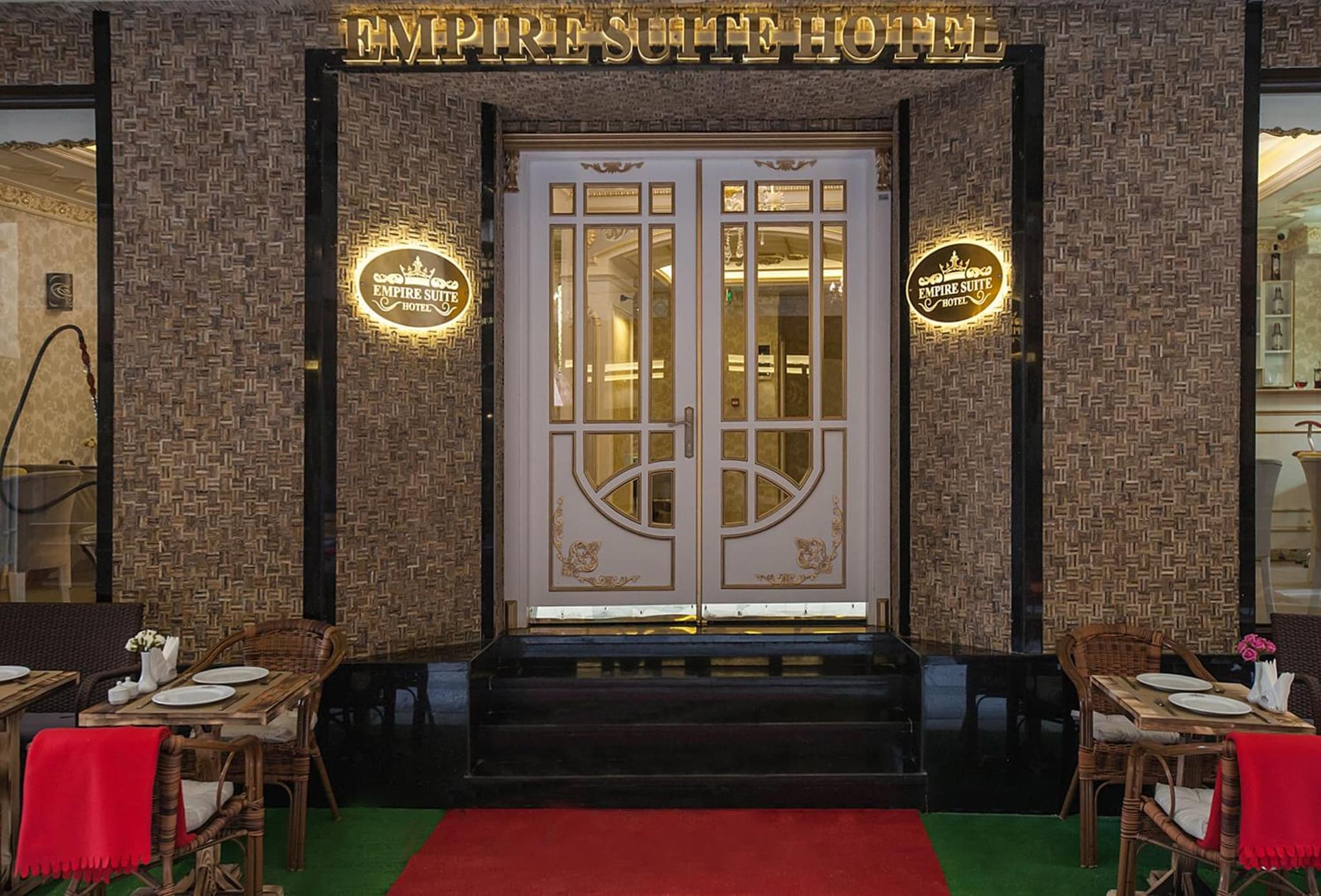 Empire Suite Hotel photo 2