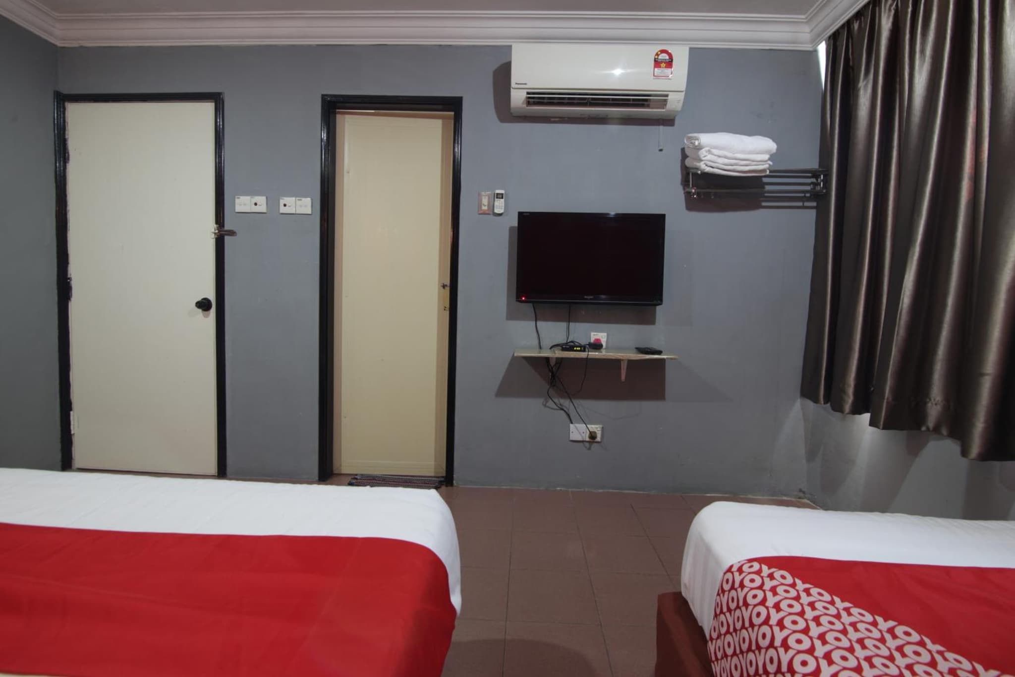 G CITY HOTEL photo 4
