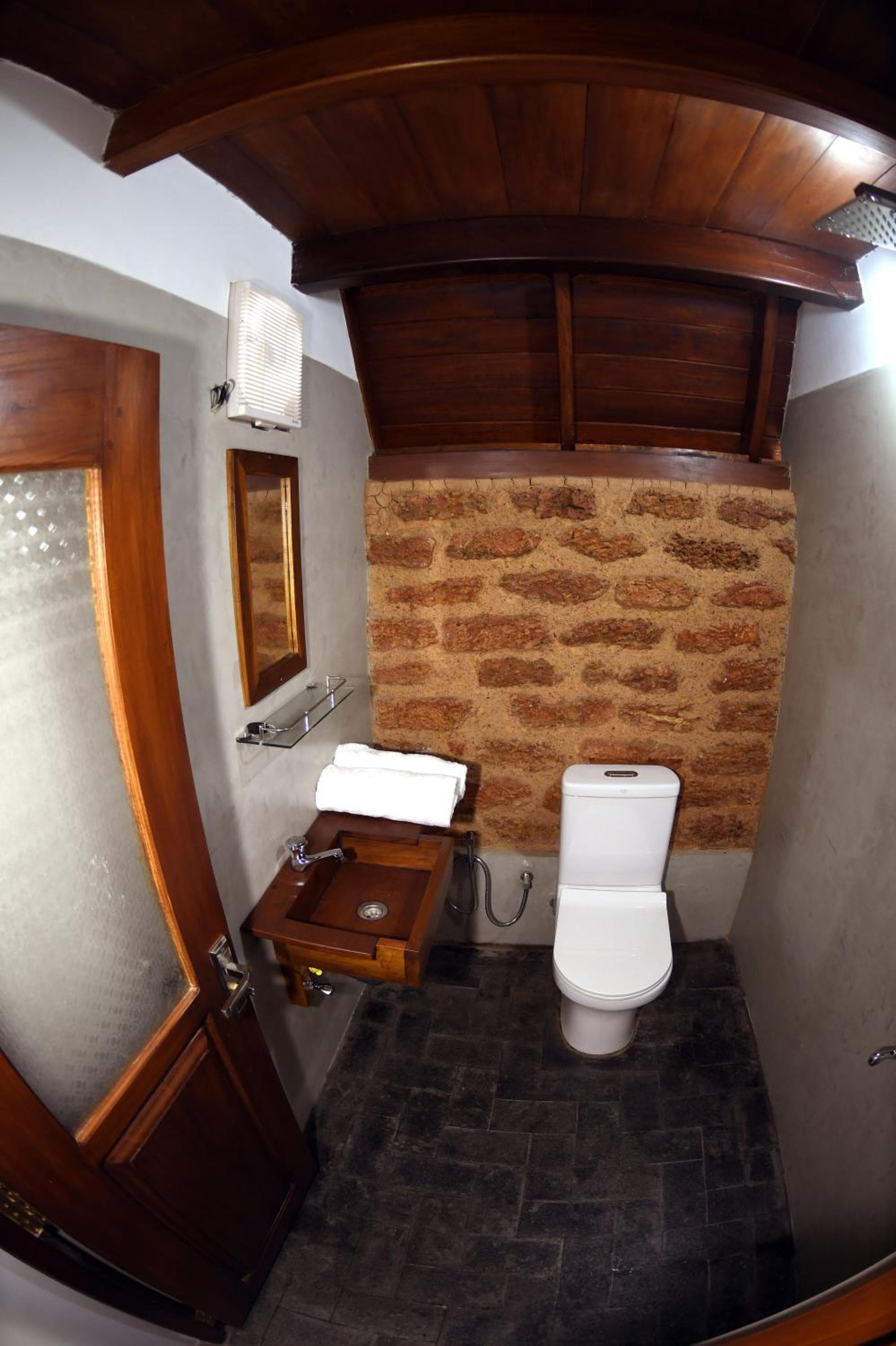 Sky View Cabin Unawatuna photo 6