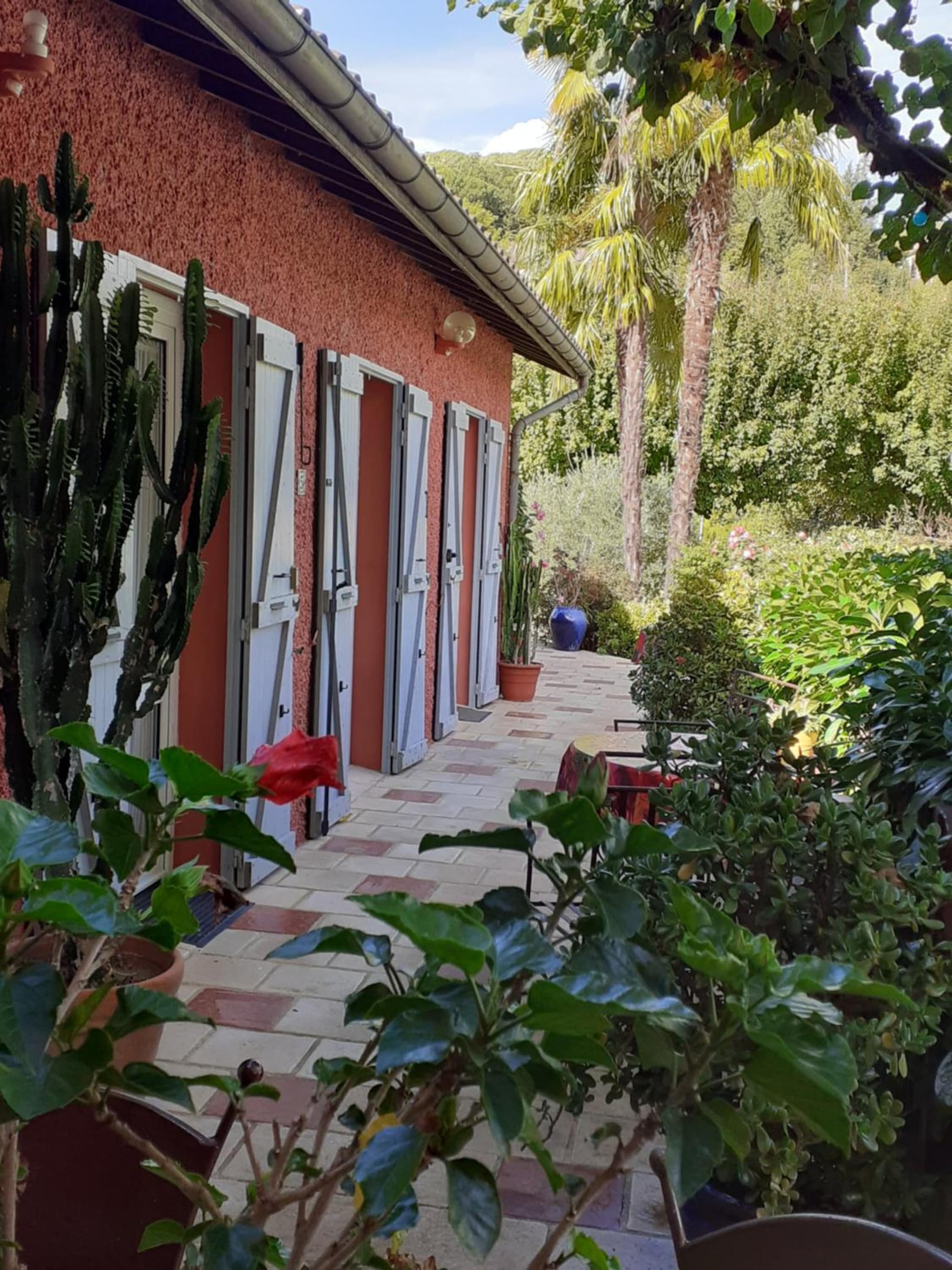 La casa color photo 5