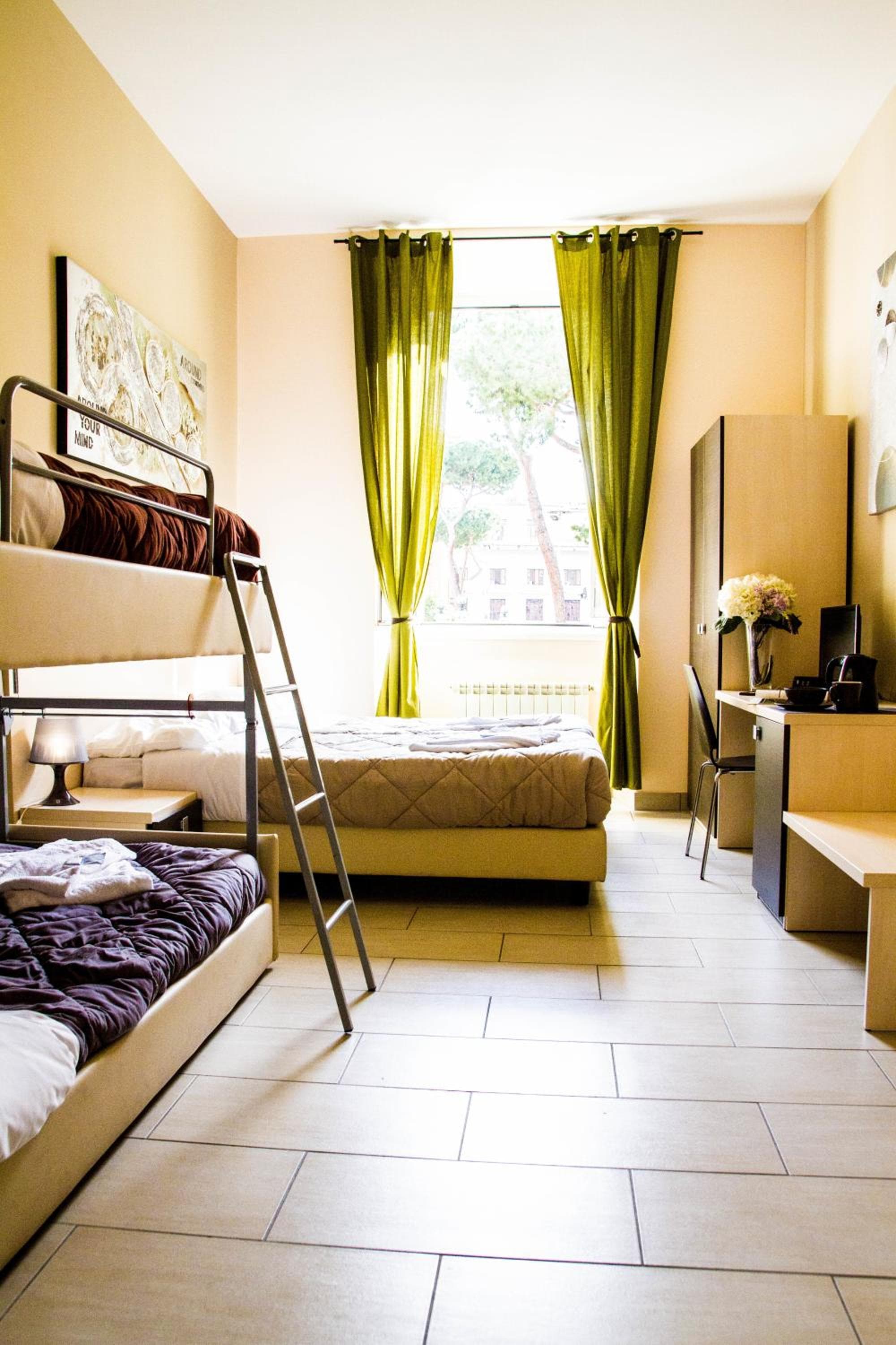 Mosaic Central Guest House photo 7