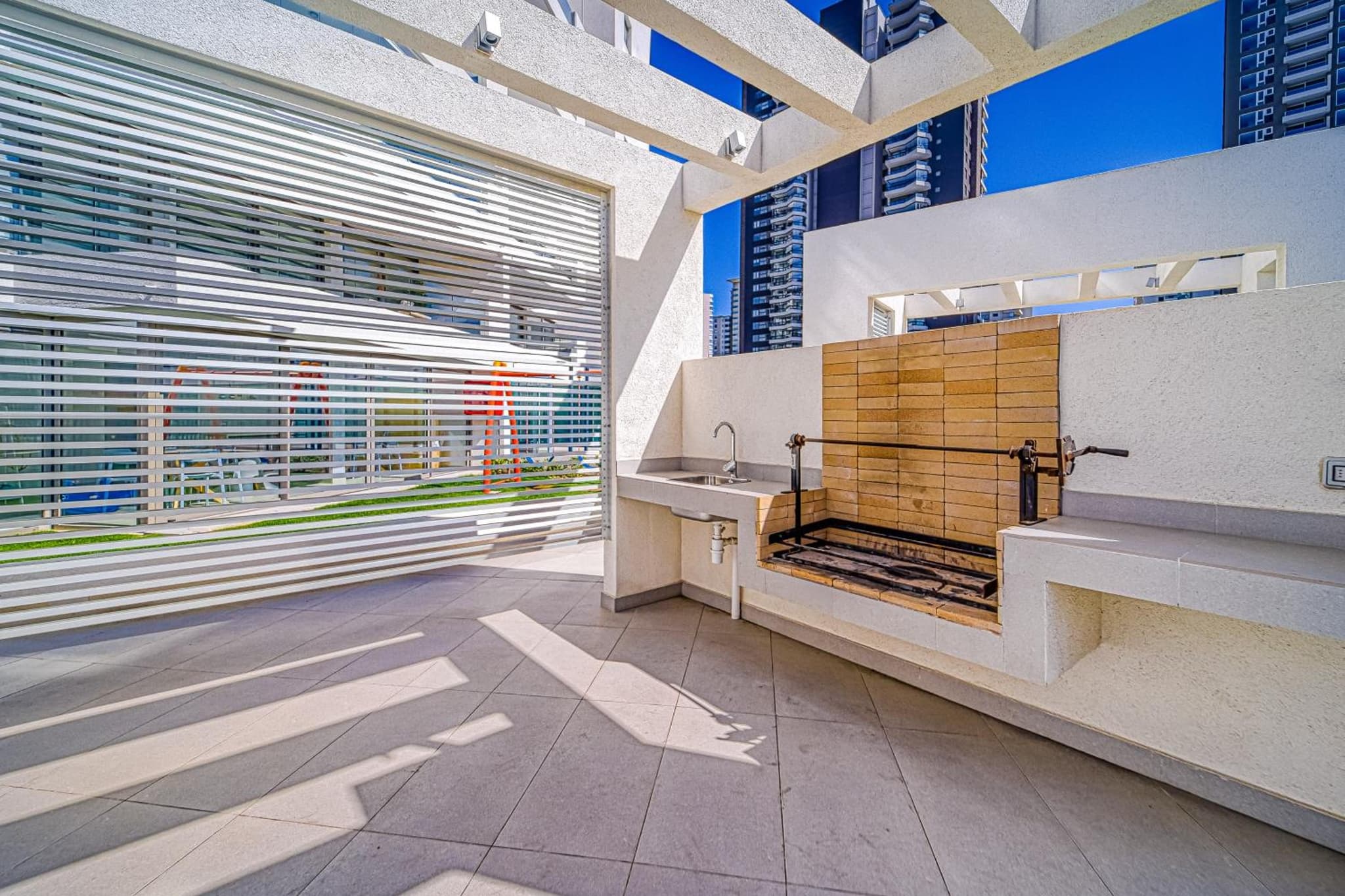 Galerna Home 2BR W/Balcony, Wifi & Parking. photo 5