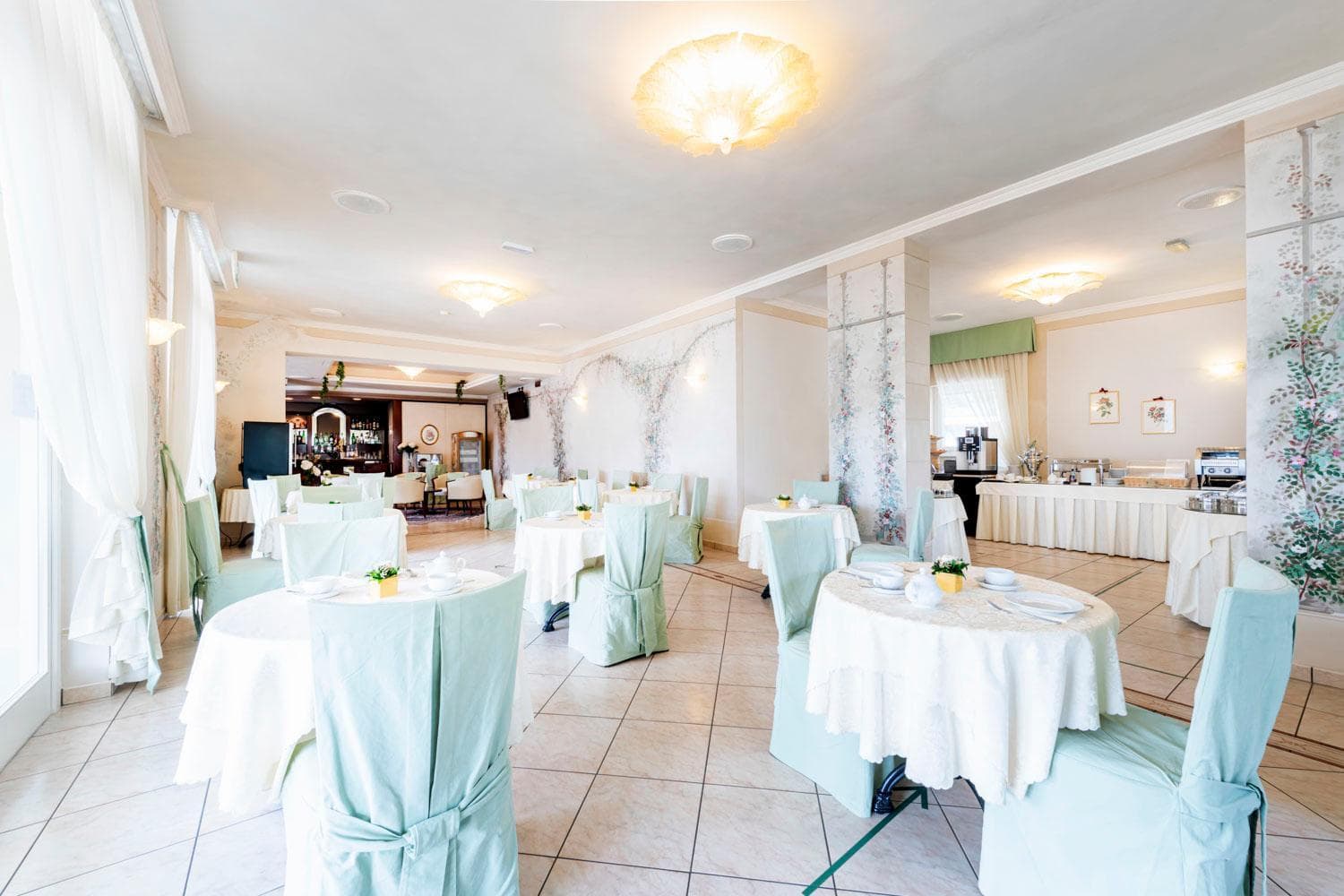 Hotel La Perla photo 2