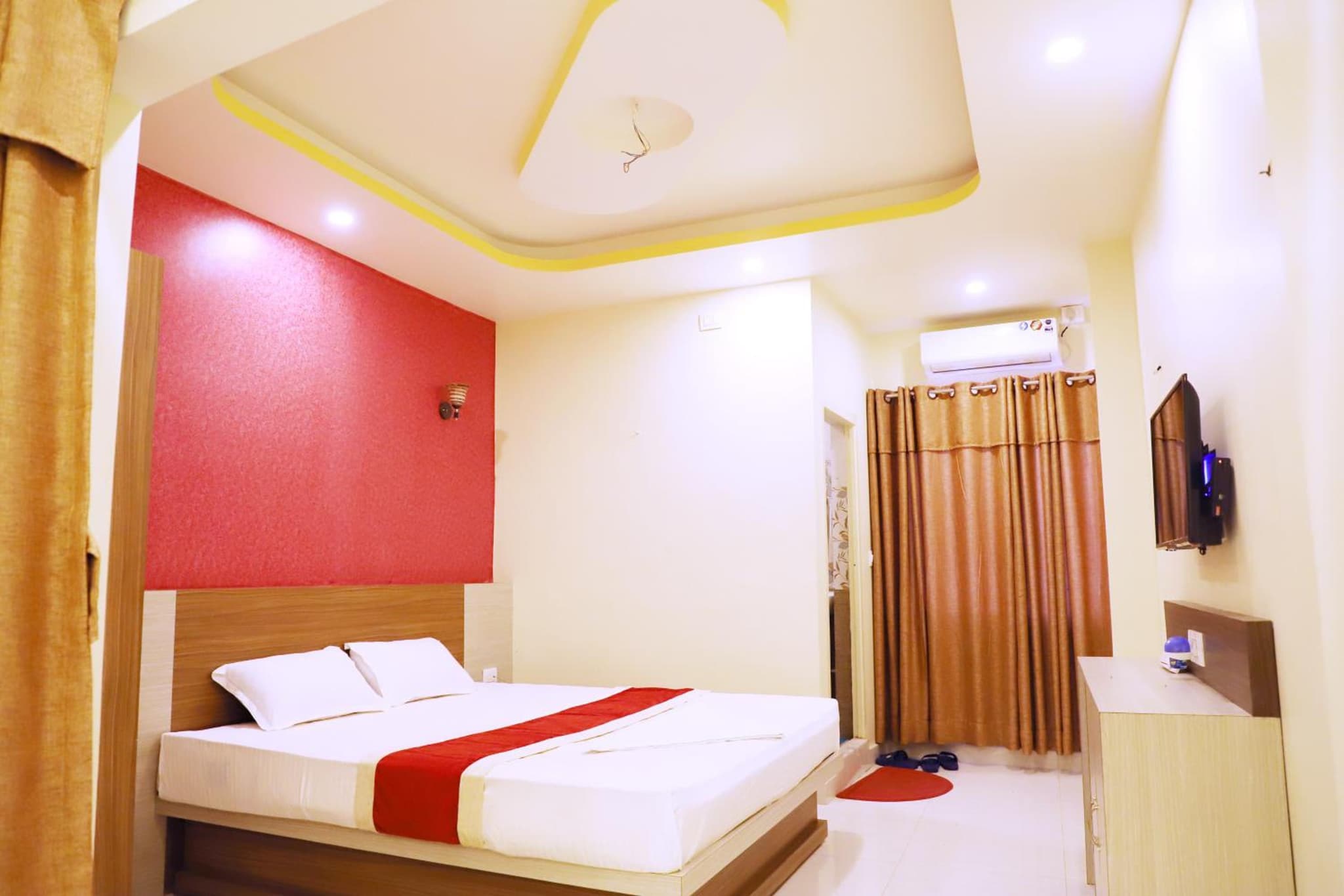 HOTEL PERFECT PLAZA