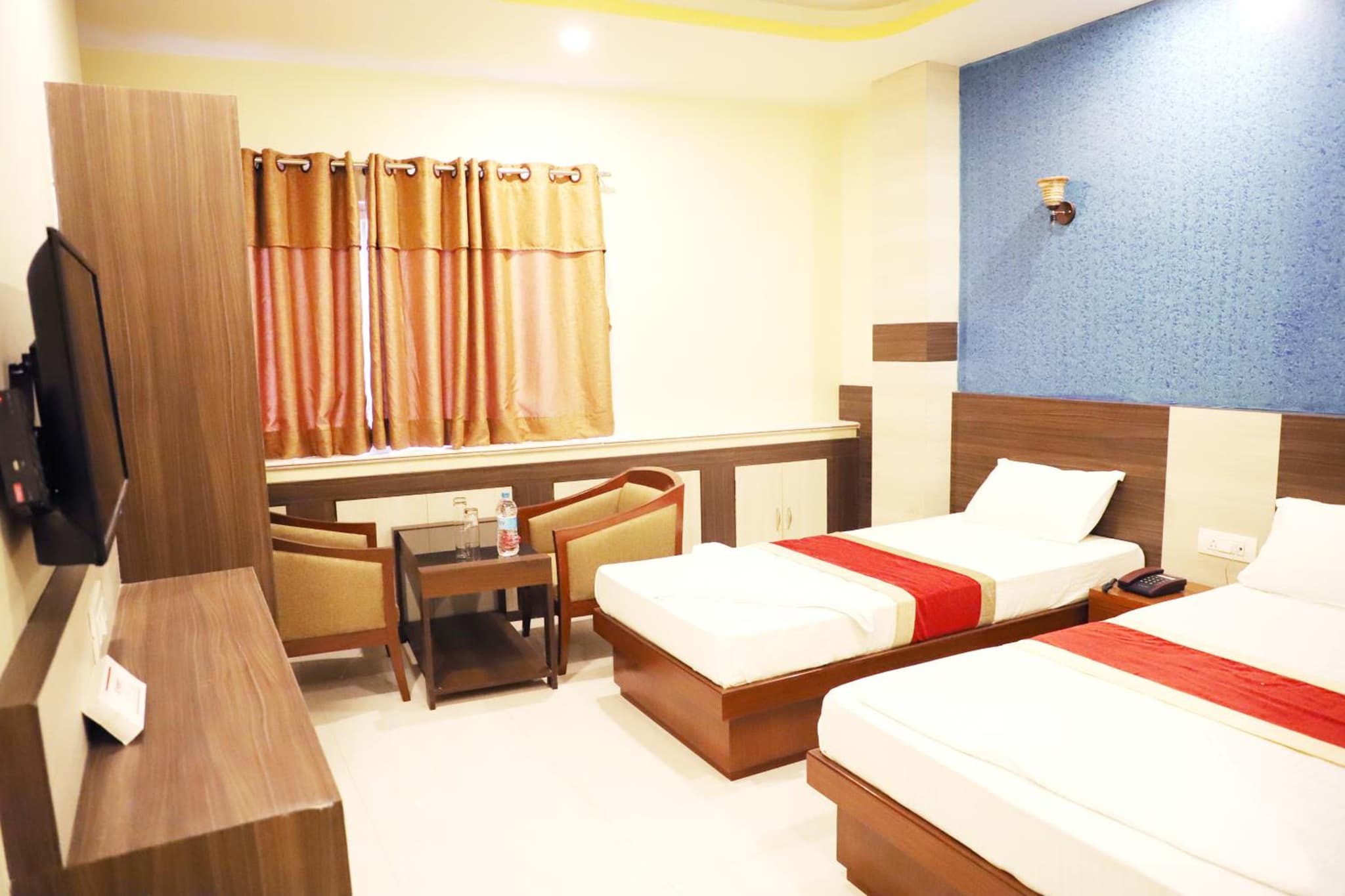 HOTEL PERFECT PLAZA photo 2