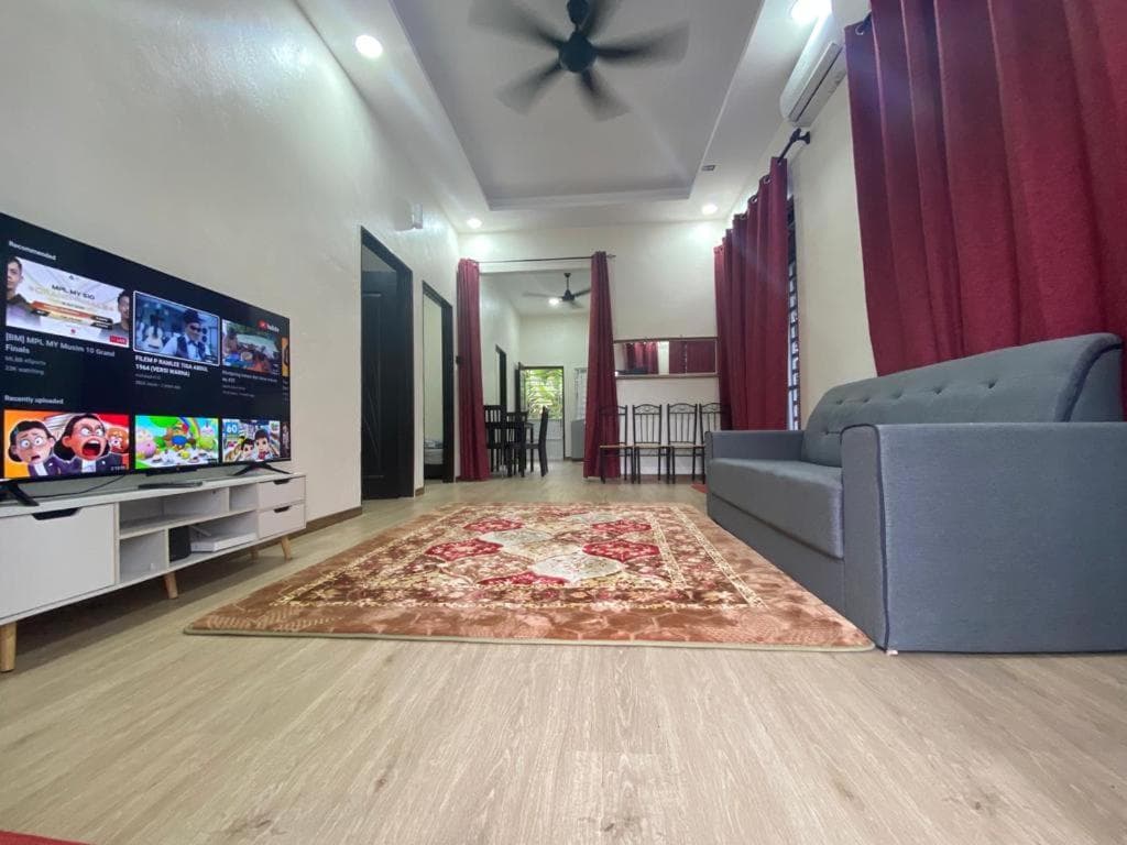Ainaz Homestay Balik Pulau