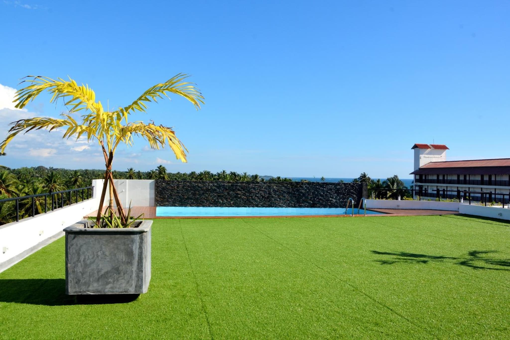 Refresh Hotel Hikkaduwa photo 4