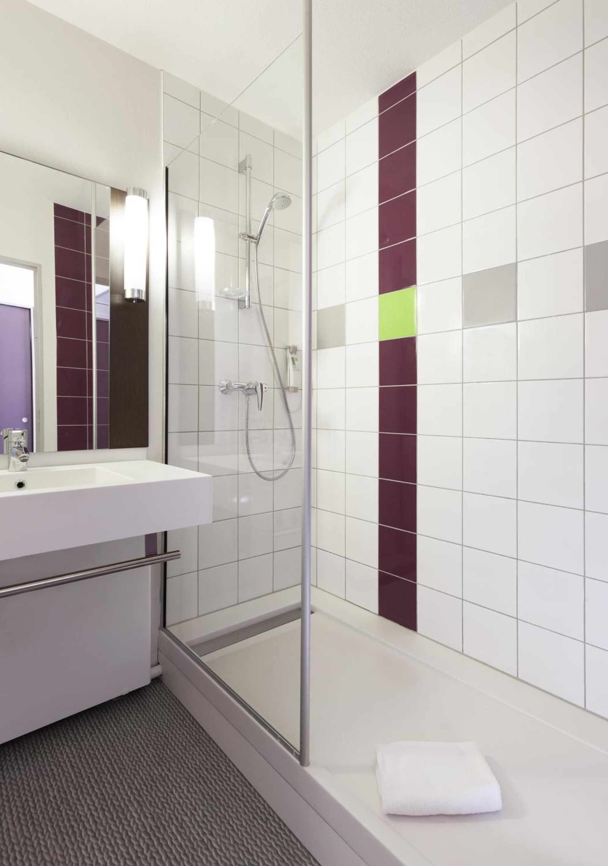 ibis Styles Beaune Centre photo 5