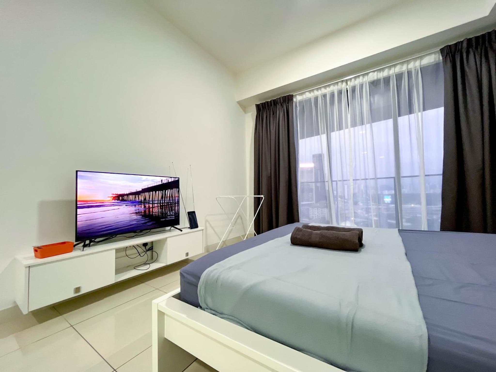 Continew Residences TRX Lux Pool View photo 5