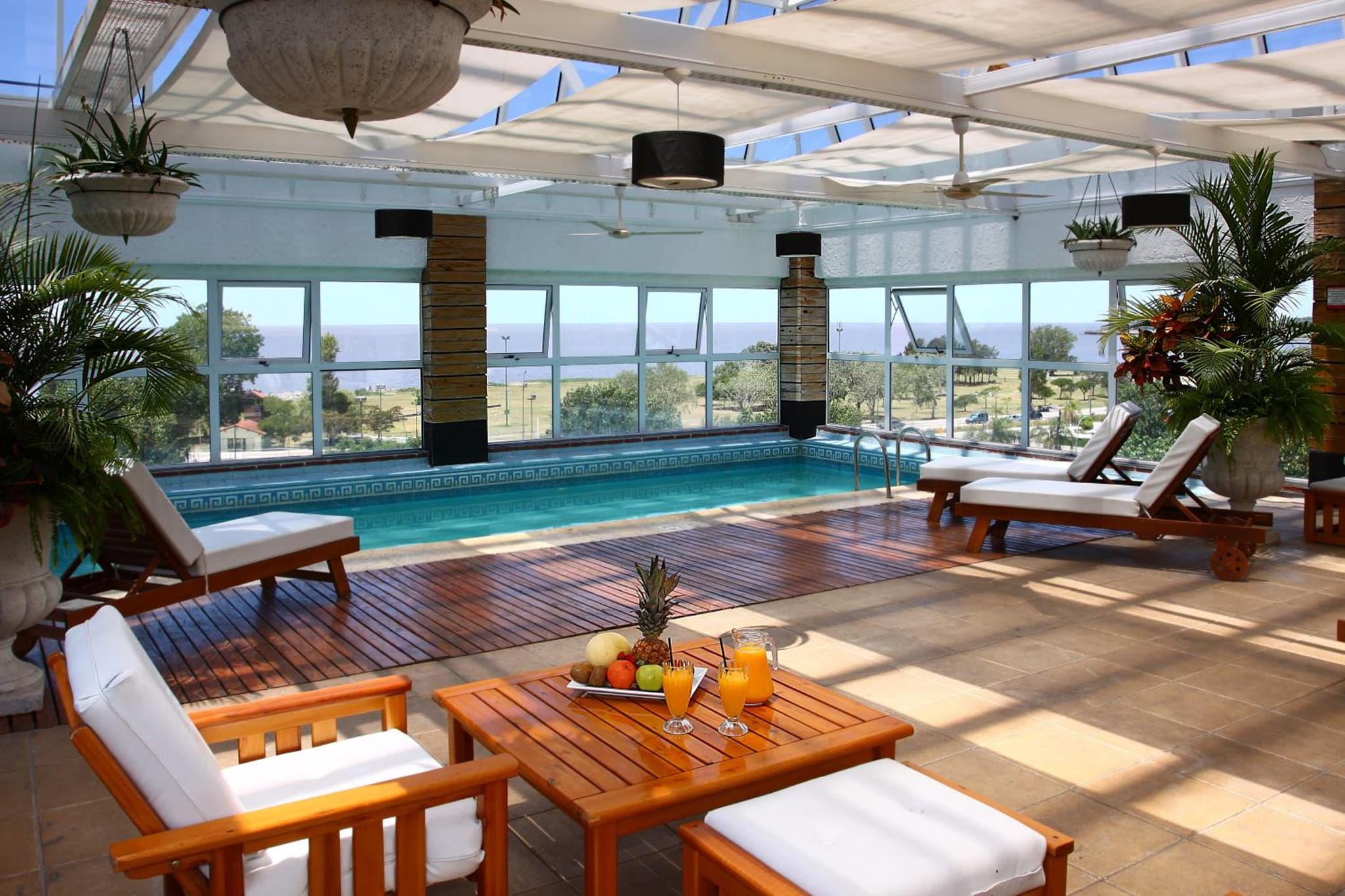 Ramada by Wyndham Buenos Aires photo 3
