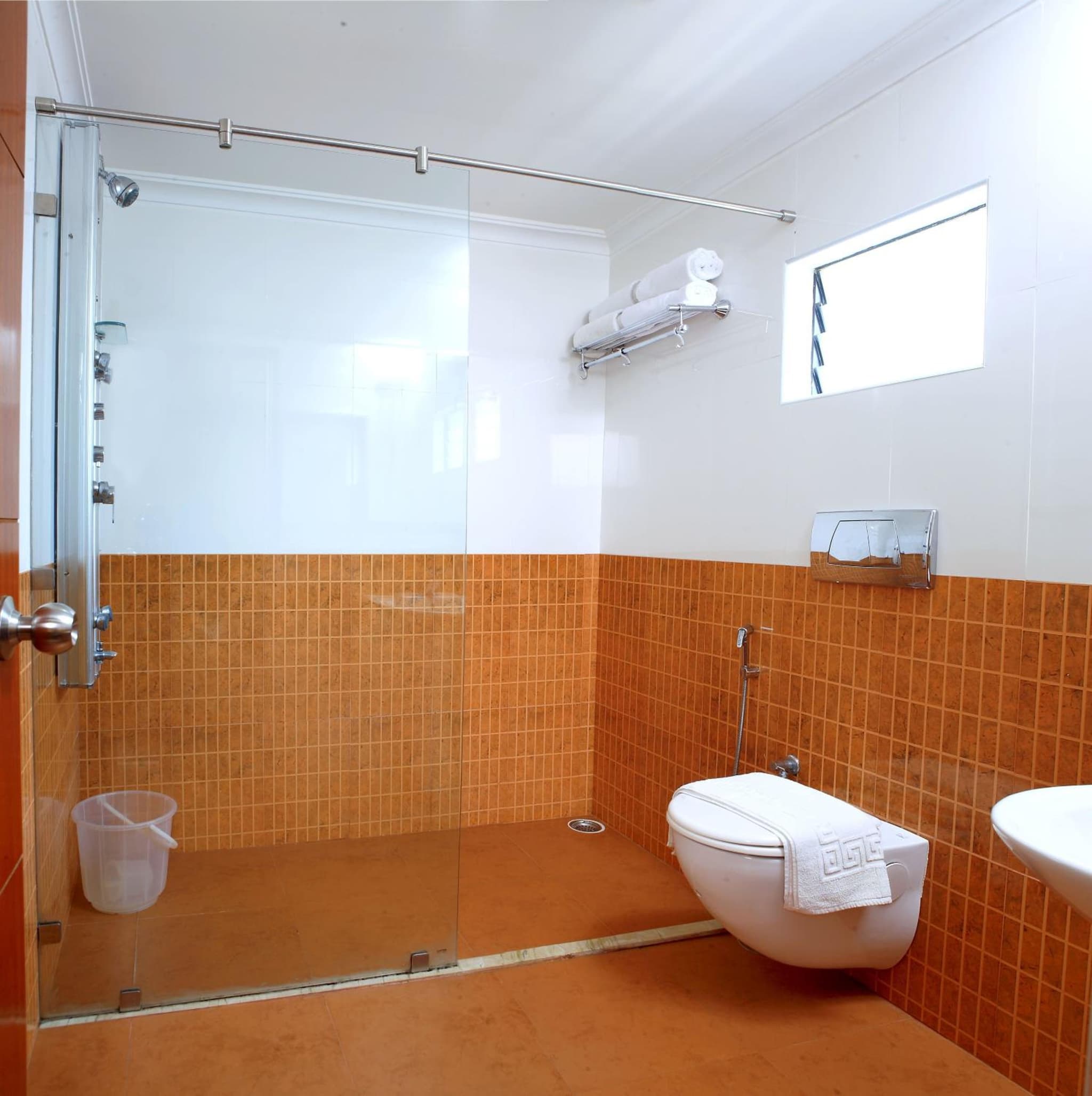 Hotel Aiswarya photo 2