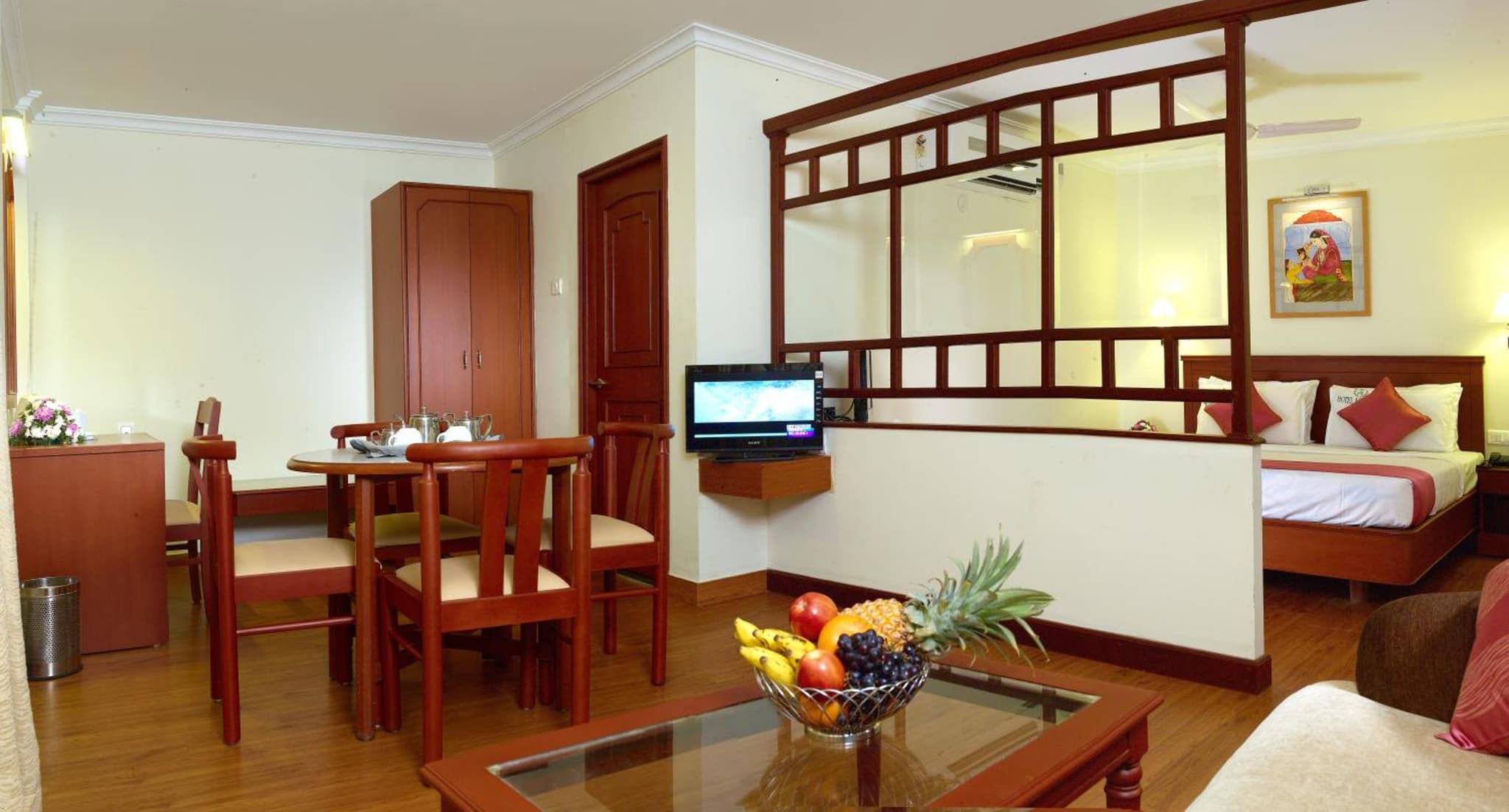 Hotel Aiswarya photo 3