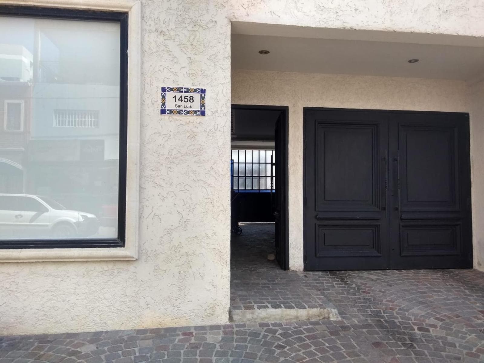 La rue de Rox ,apart