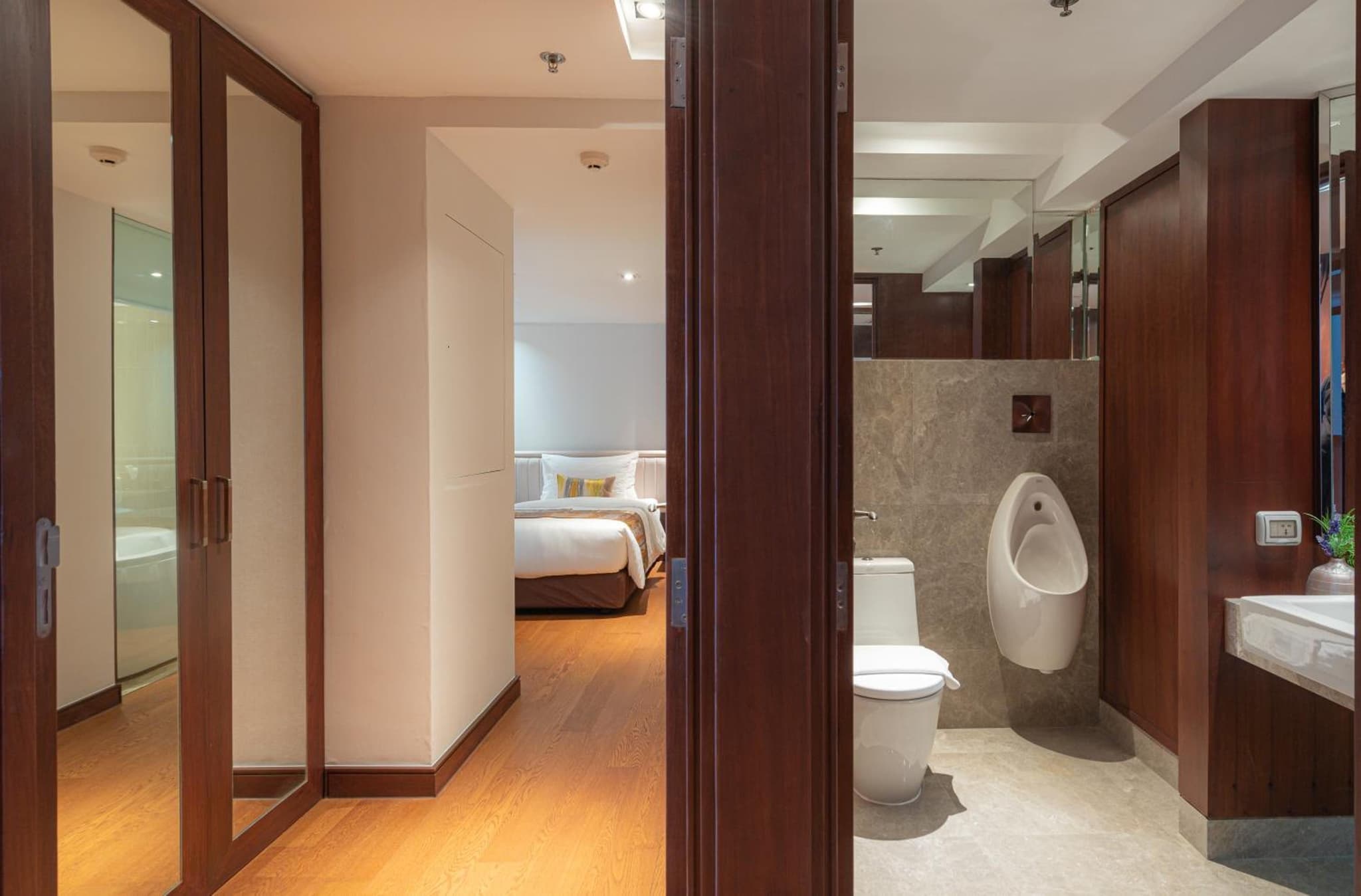 Summit Windmill Golf Suite Hotel at Suvarnabhumi photo 5