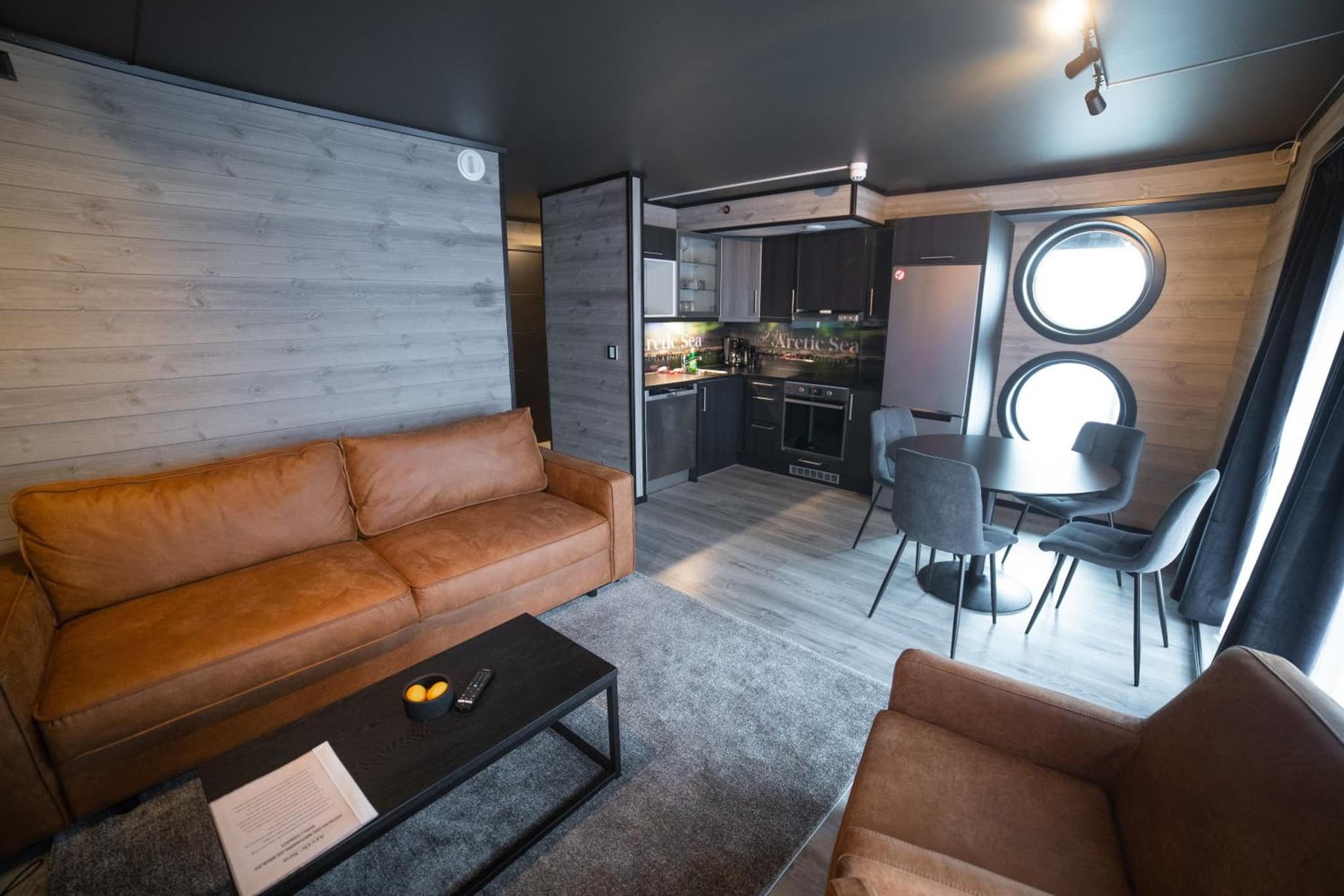 Arctic Sea Hotel photo 9