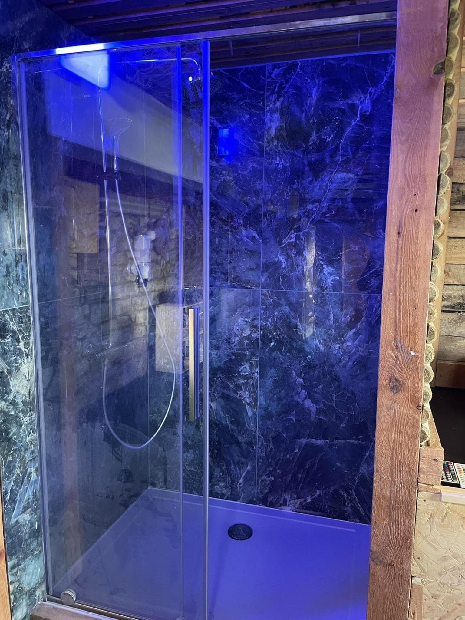 Casawellness nuit insolite avec jacuzzi photo 2