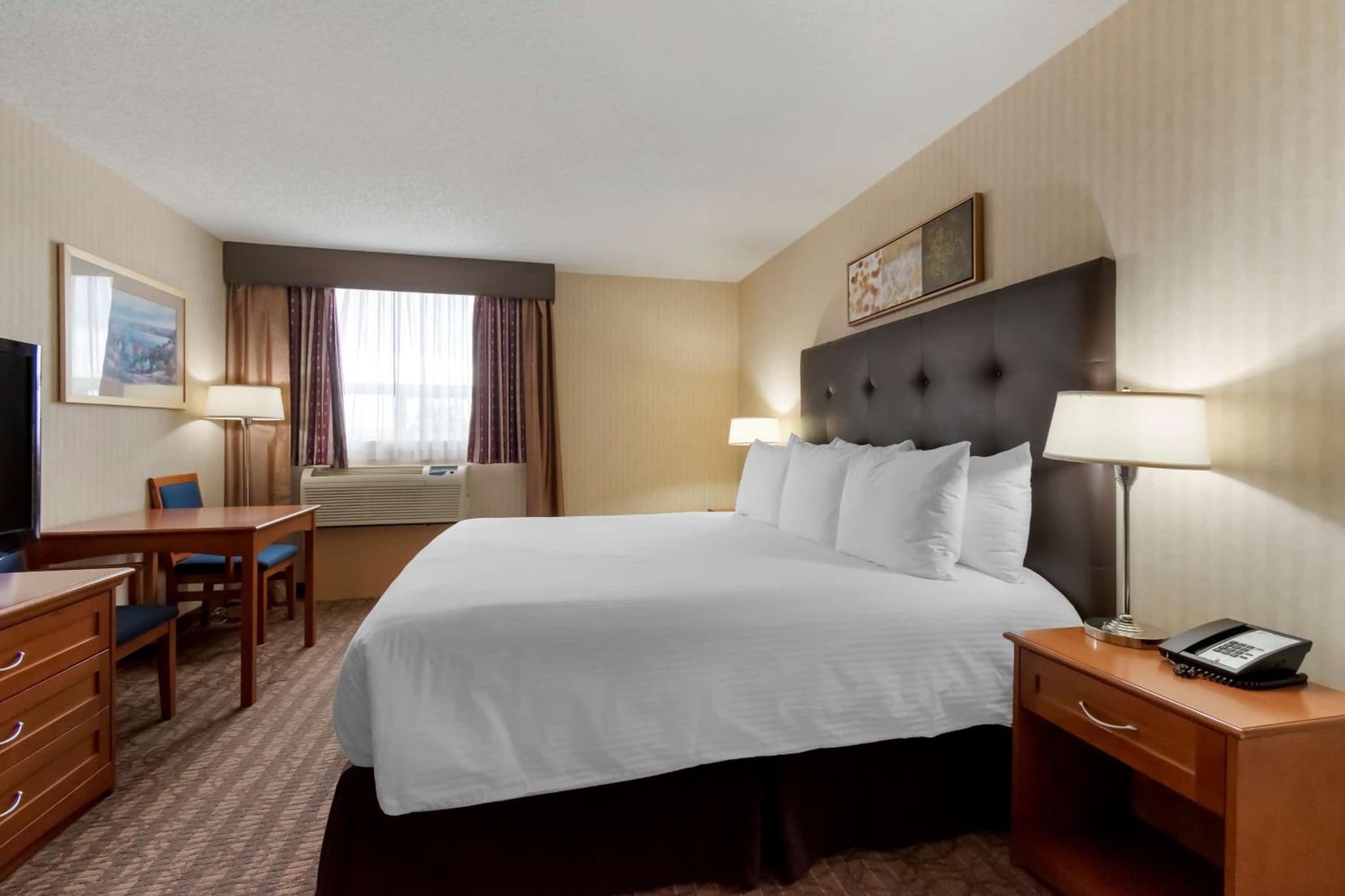Best Western Cold Lake Inn photo 8