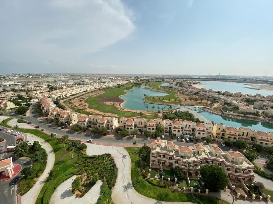 Relaxing, Swimming and Golfing in Al Hamra Village