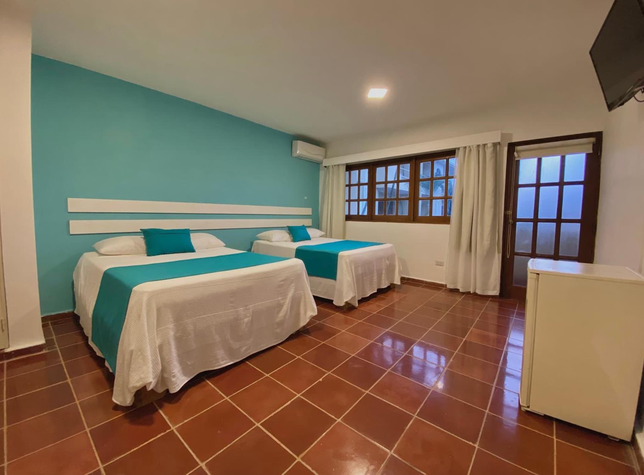 Calypso Beach Hotel photo 6