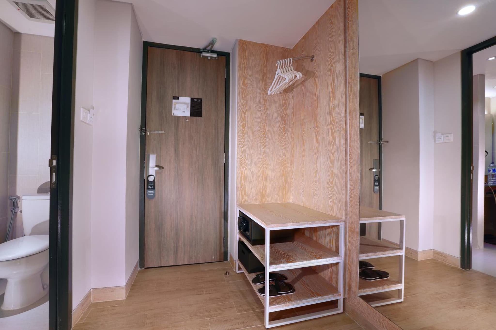 Hotel NEO+ Kuta Legian by ASTON photo 6