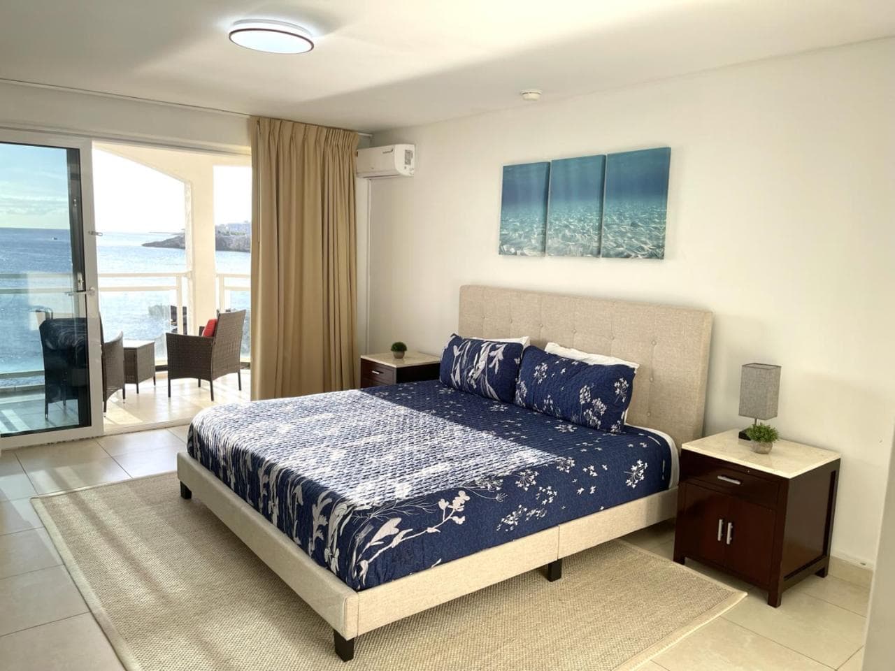 Maho Beach Elegant 1-BR Ocean View photo 2