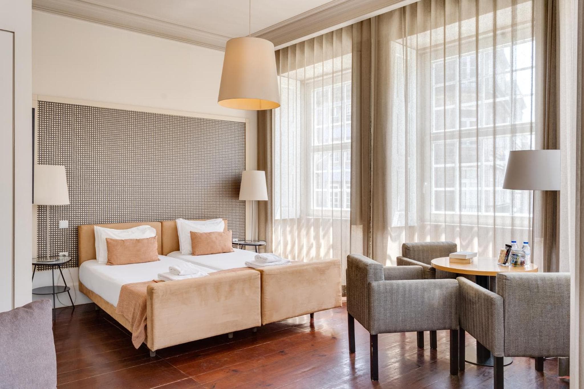 Traça Apartments by DA'HOME photo 4