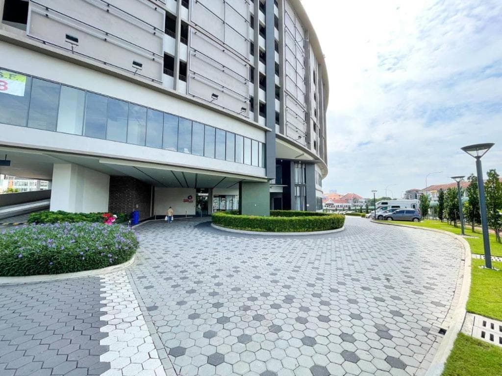 Comfy Tokma's Home Bangi - FREE Wifi, Netflix, InfinityPool photo 4